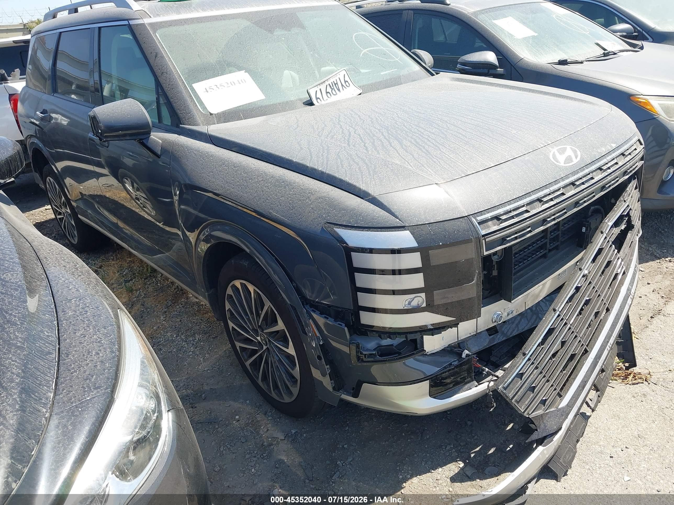 2026 Hyundai Palisade Hybrid Calligraphy, VIN KM8RM5SA9TU065355 — Rear end
