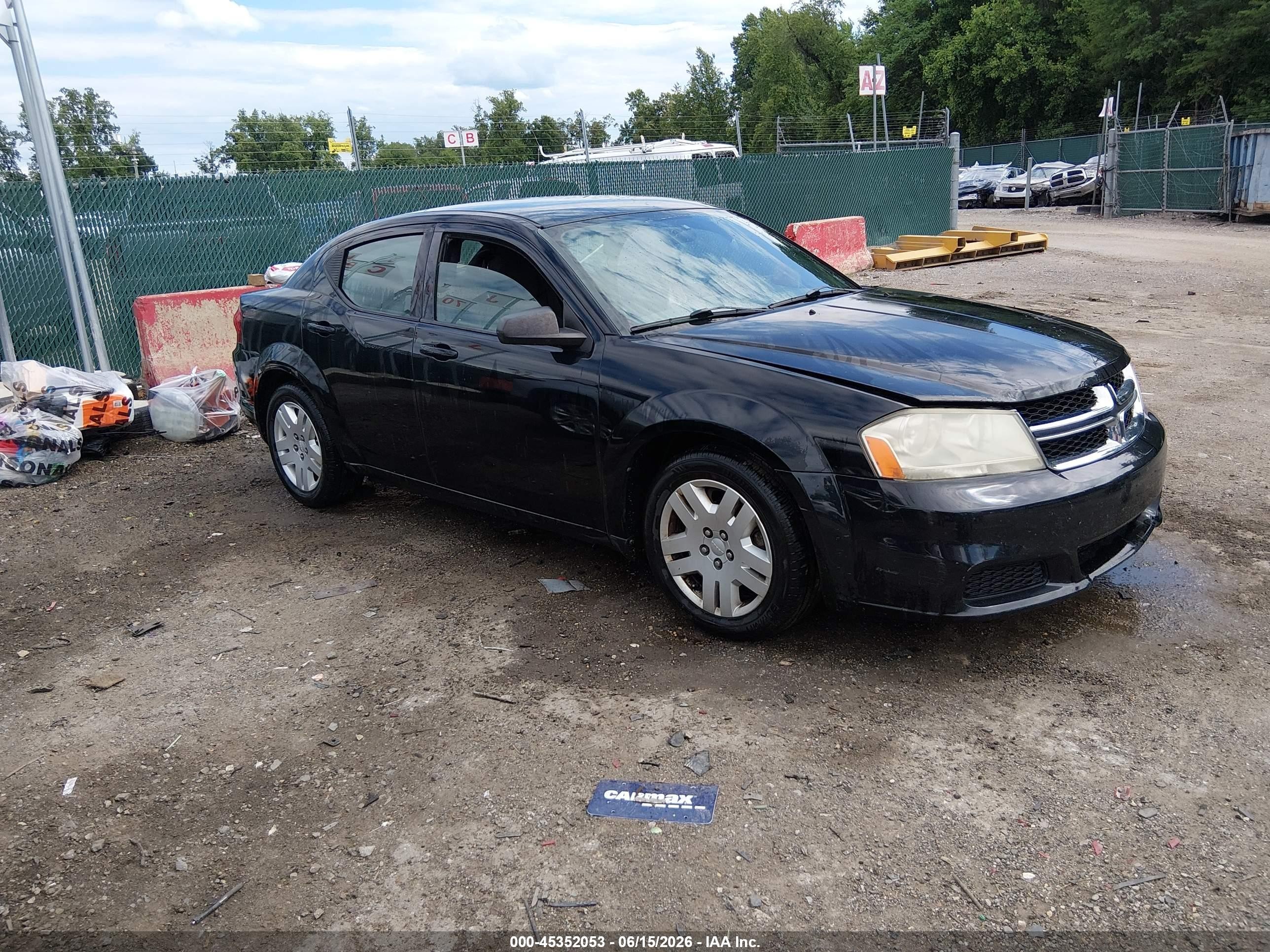 2012 Dodge Avenger SE, VIN 1C3CDZABXCN122740 — Side