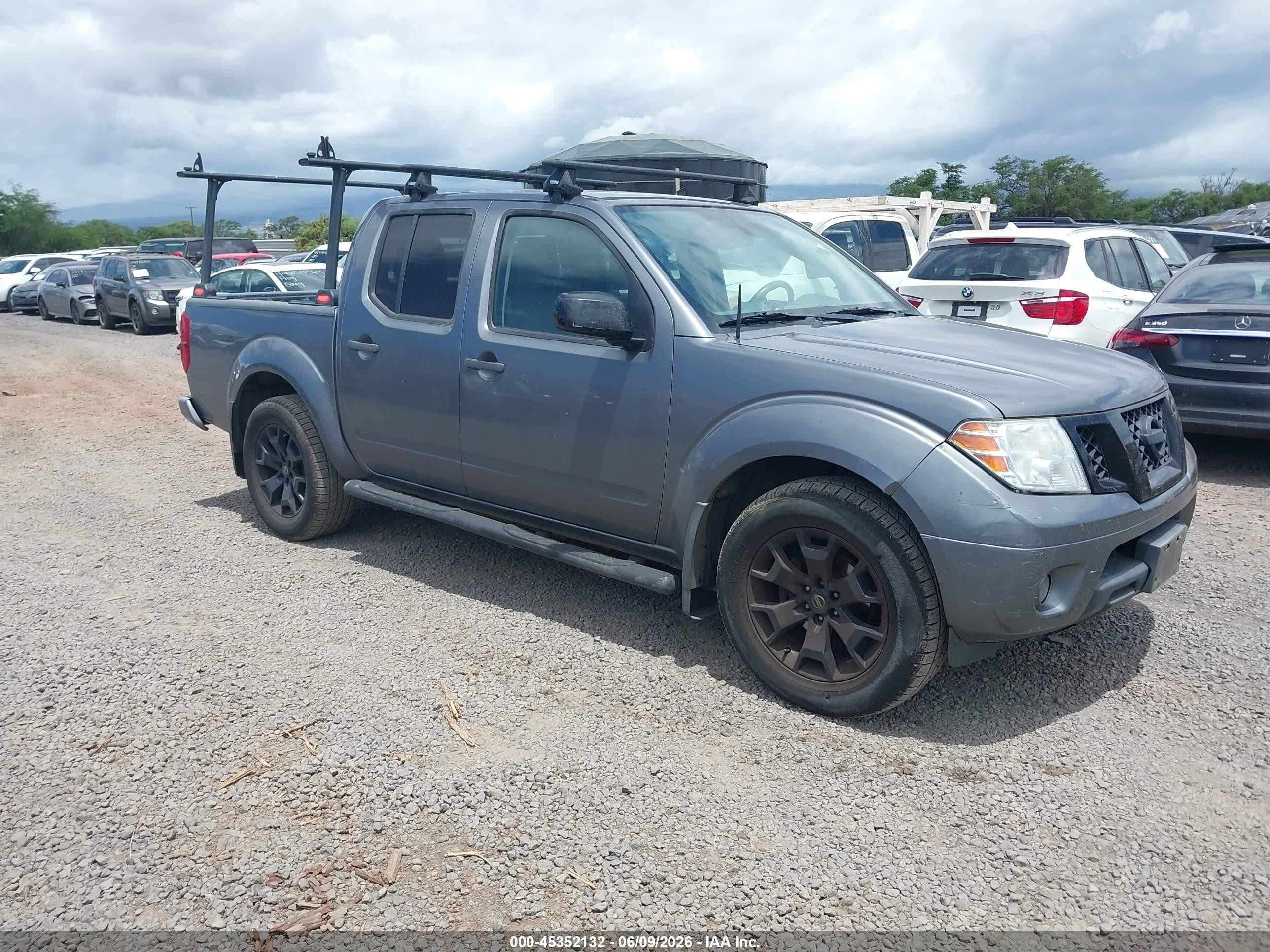 2020 Nissan Frontier SV, VIN 1N6ED0EA0LN711259 — Бок