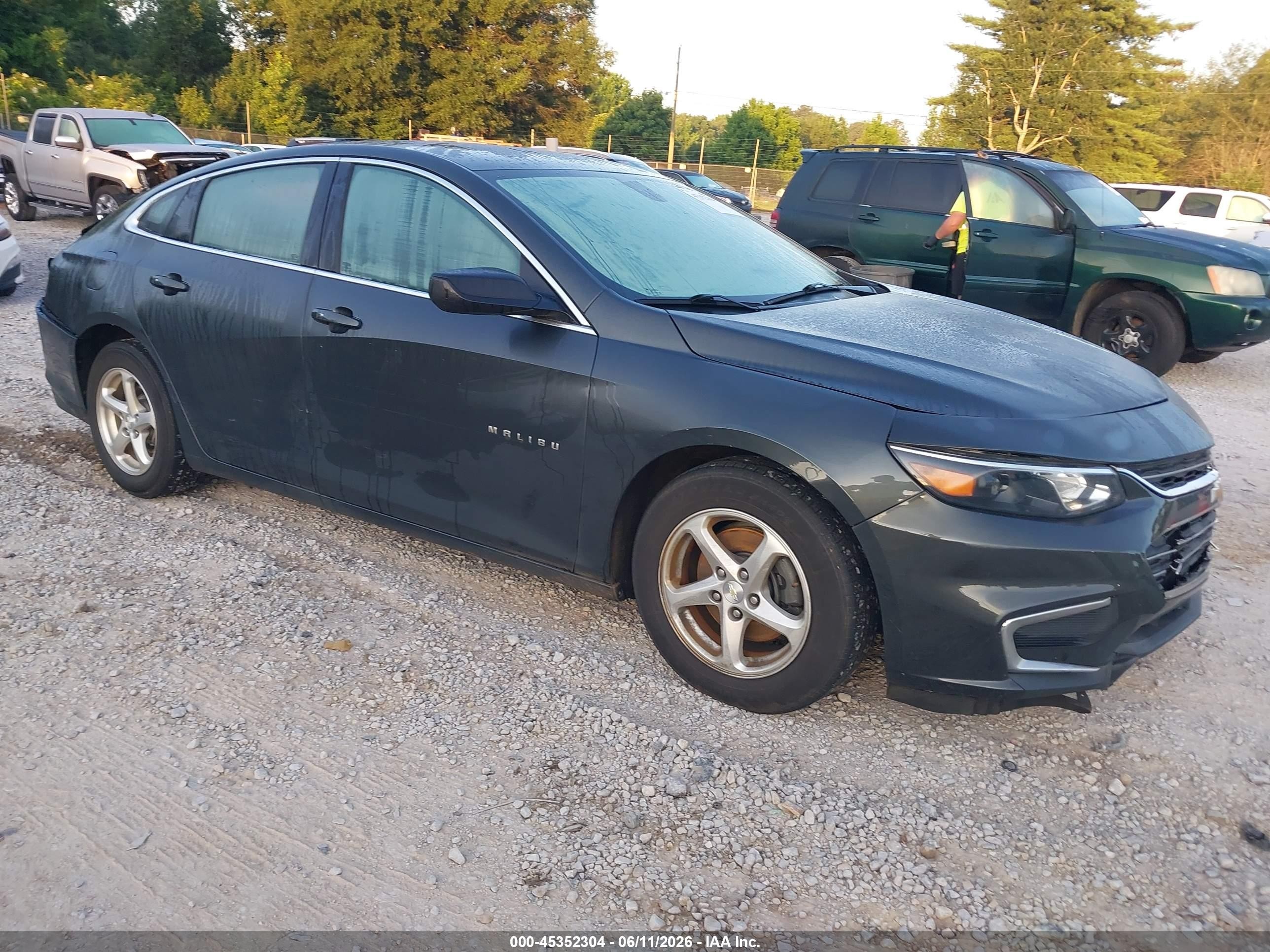 2018 Chevrolet Malibu LS, VIN 1G1ZB5ST3JF103264 — Rear end