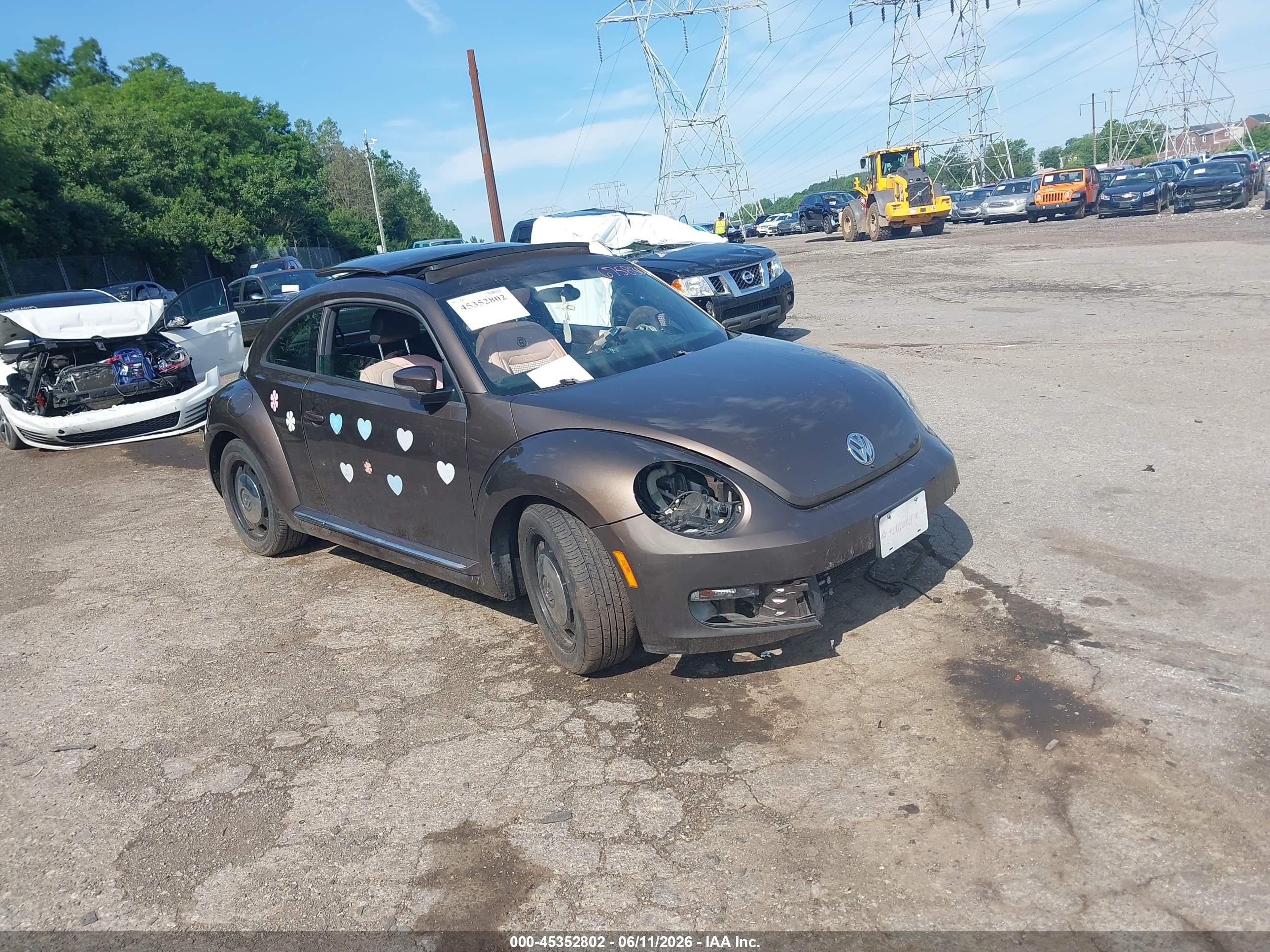 2013 Volkswagen Beetle 2.5L, VIN 3VWJP7AT3DM675830 — Side