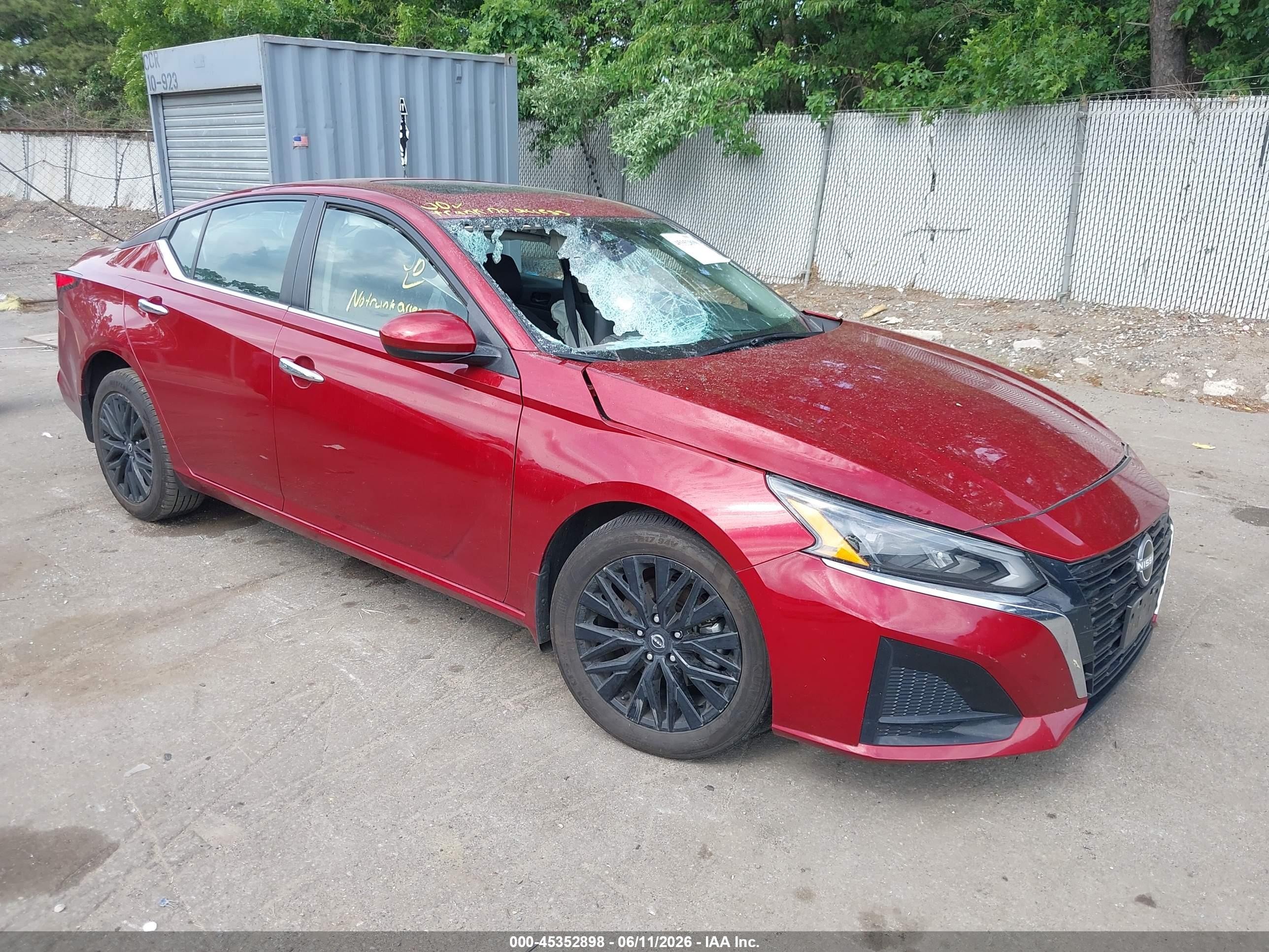 2025 Nissan Altima SV, VIN 1N4BL4DV3SN328974 — Side