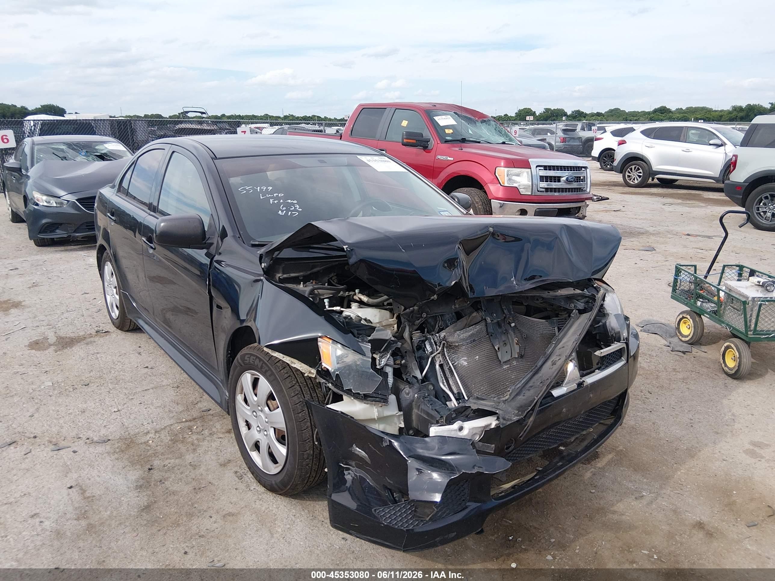 2014 Mitsubishi Lancer ES, VIN JA32U2FU6EU015216 — Front end