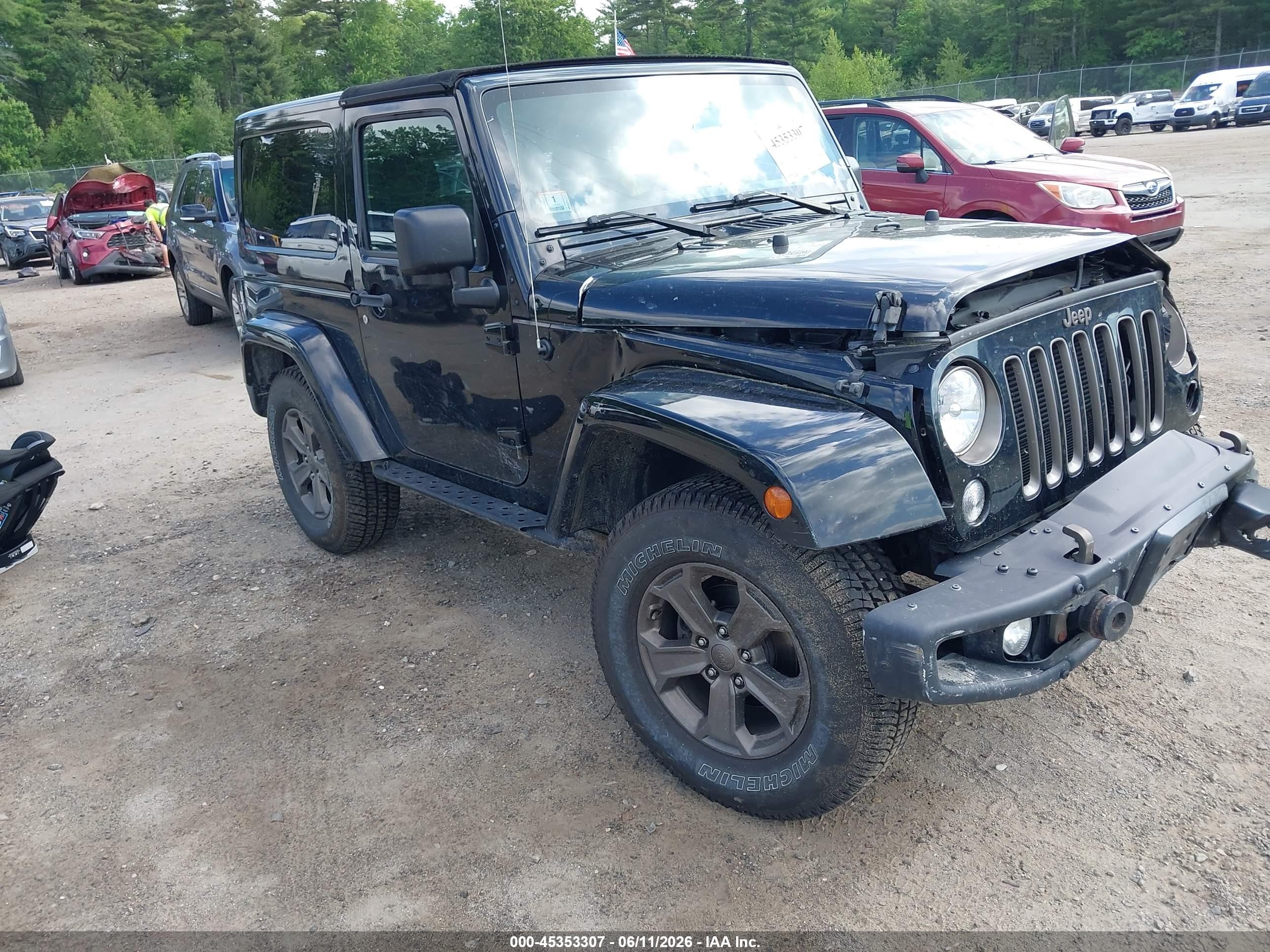 2018 Jeep Wrangler Sport S, VIN 1C4AJWAG5JL892570 — Front end