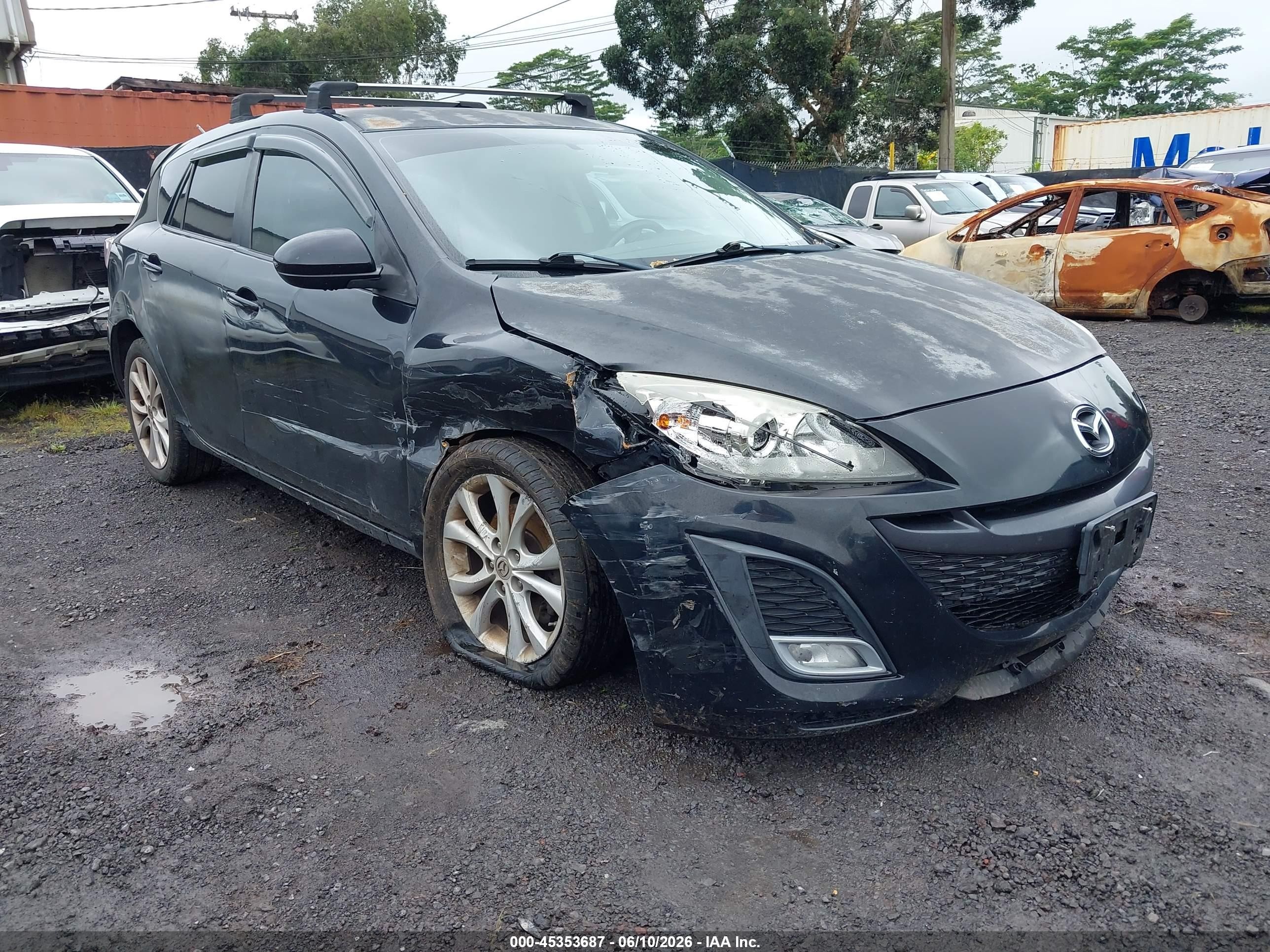 2010 Mazda 3 S Grand Touring, VIN JM1BL1H54A1304224 — Бок