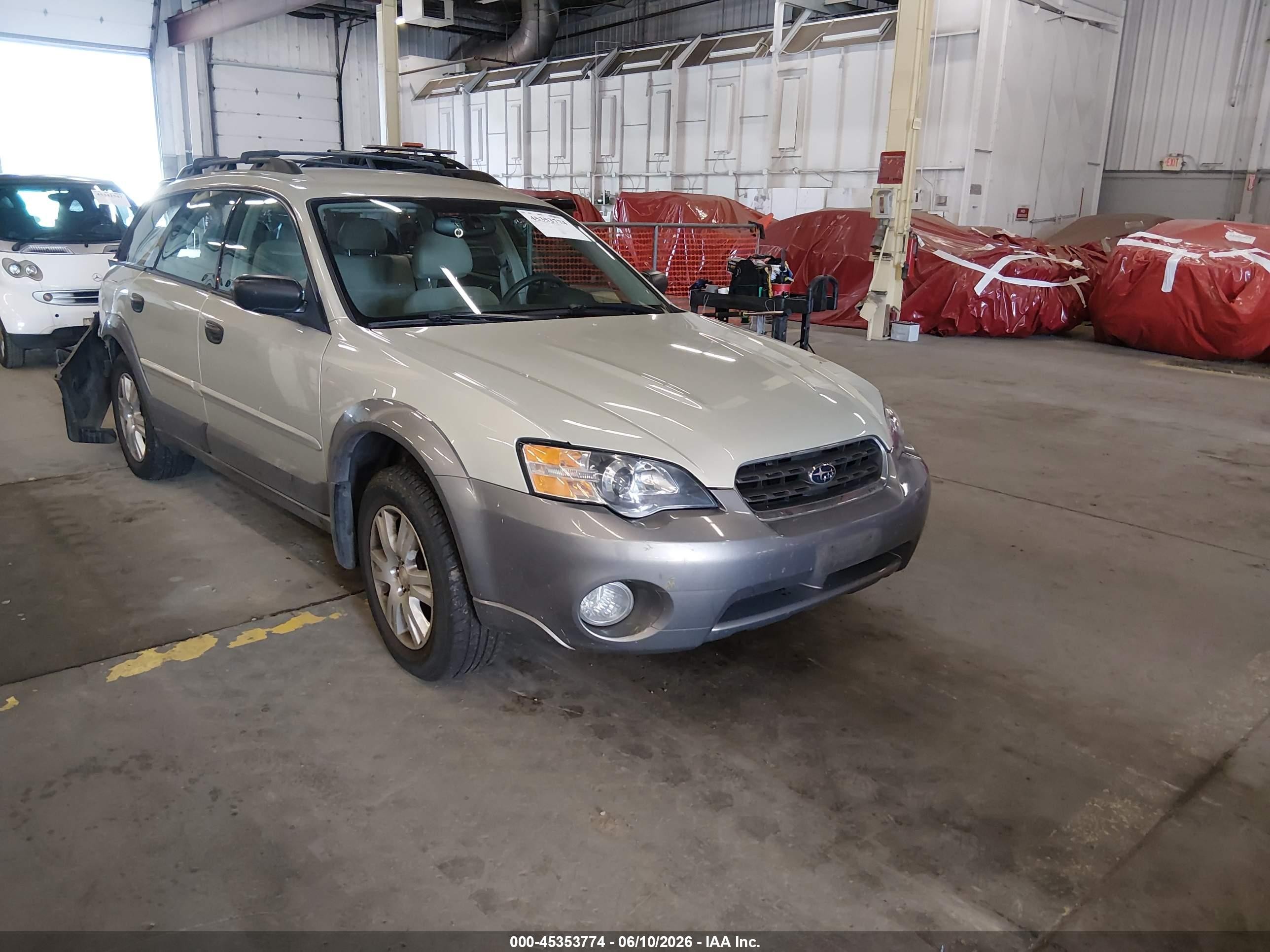 2005 Subaru Legacy Outback, VIN 4S4BP61C657360366 — Rear end
