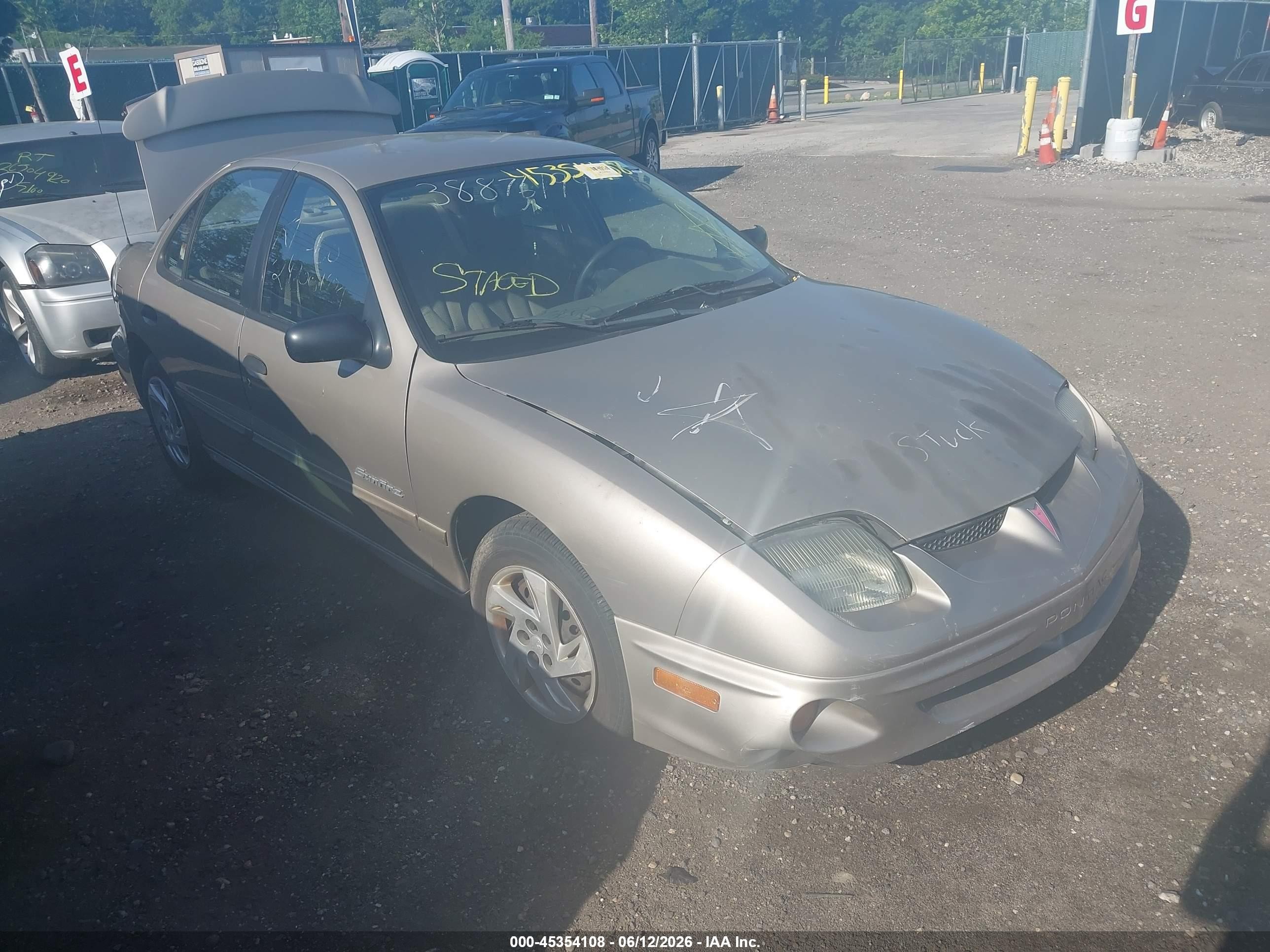 2002 Pontiac Sunfire SE, VIN 1G2JB524727116483 — По всему кузову