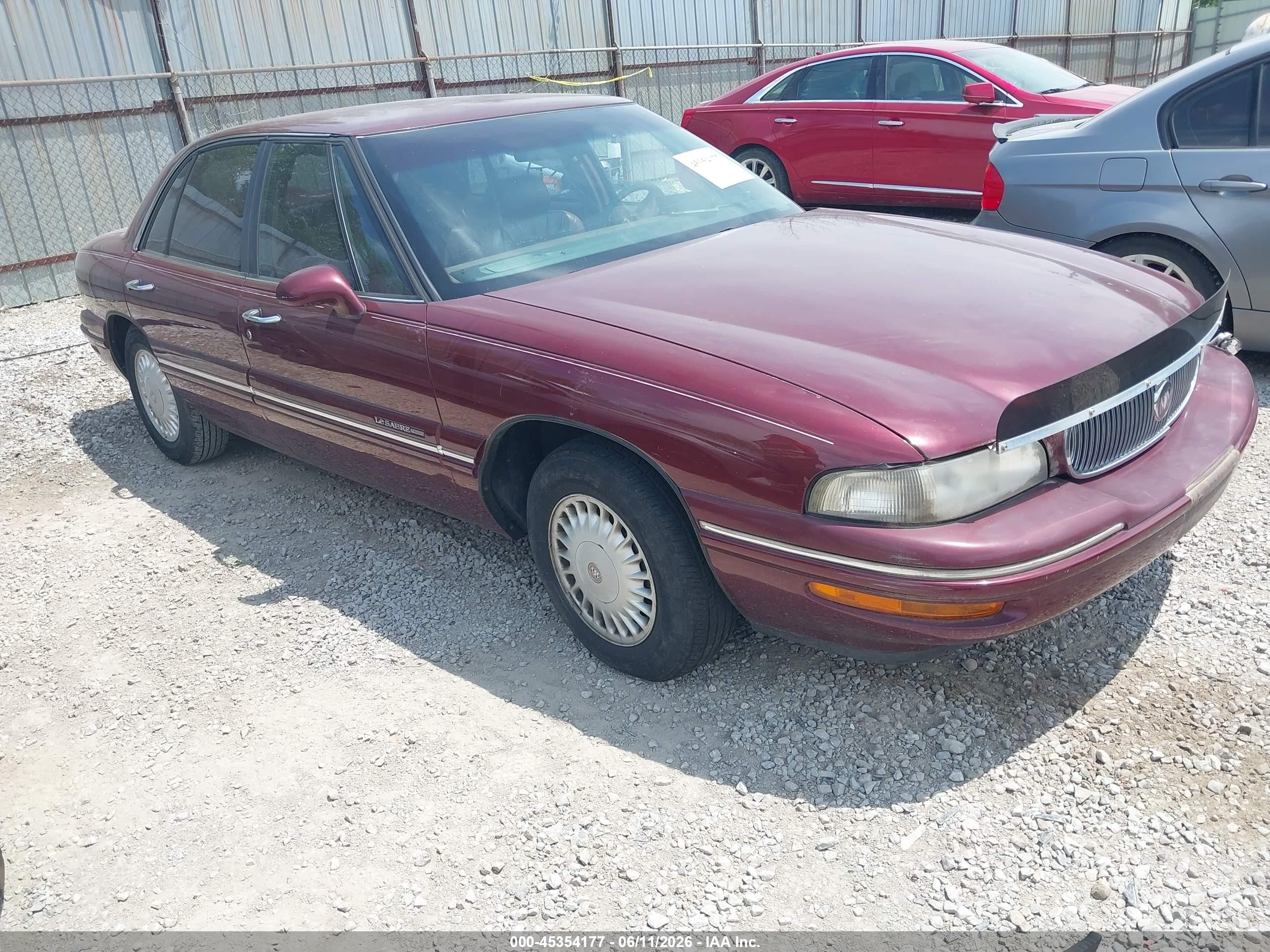 1997 Buick LeSabre Limited, VIN 1G4HR52K4VH521201 — Front end