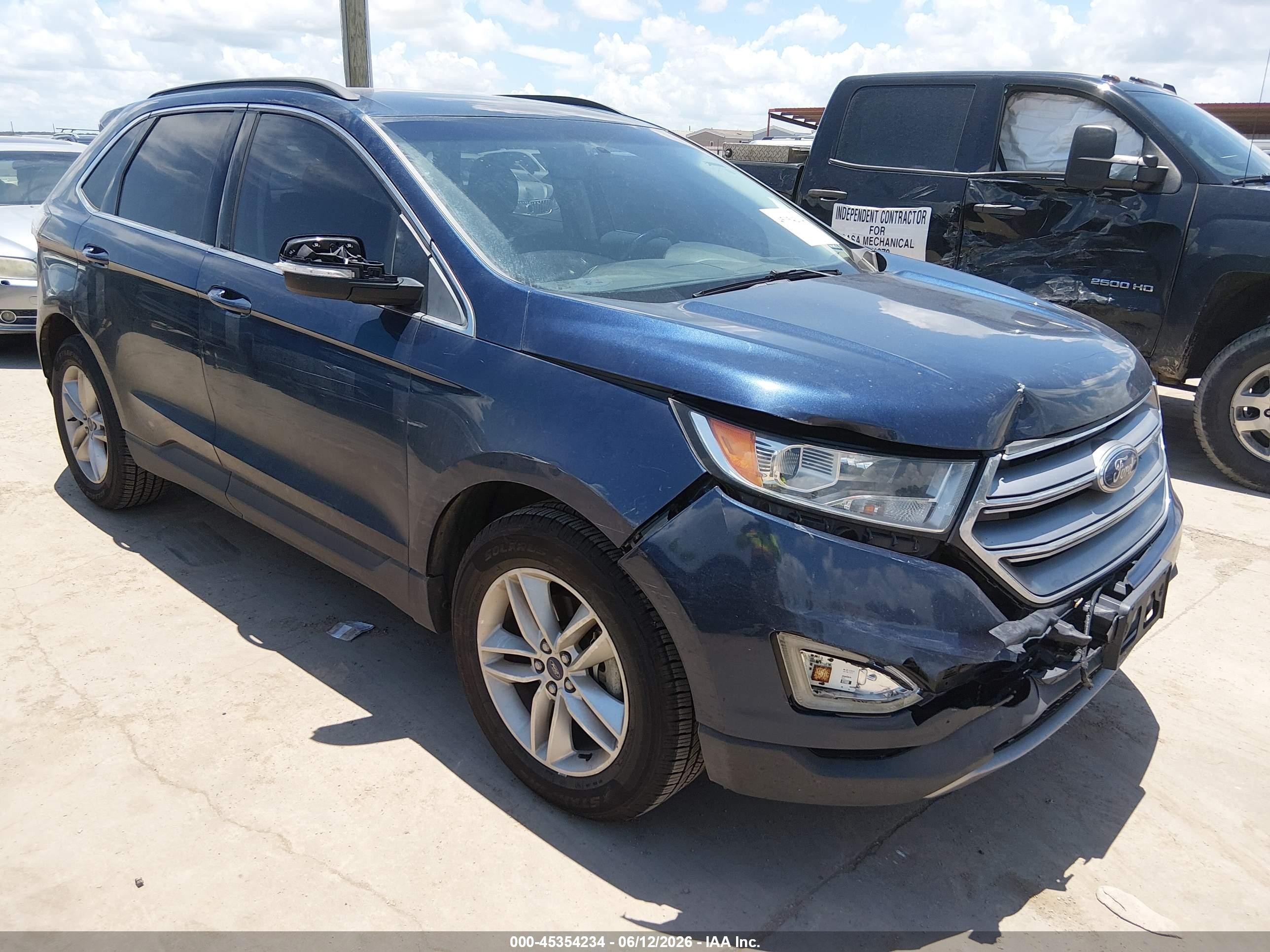 2017 Ford Edge SEL, VIN 2FMPK3J95HBB10376 — Front end