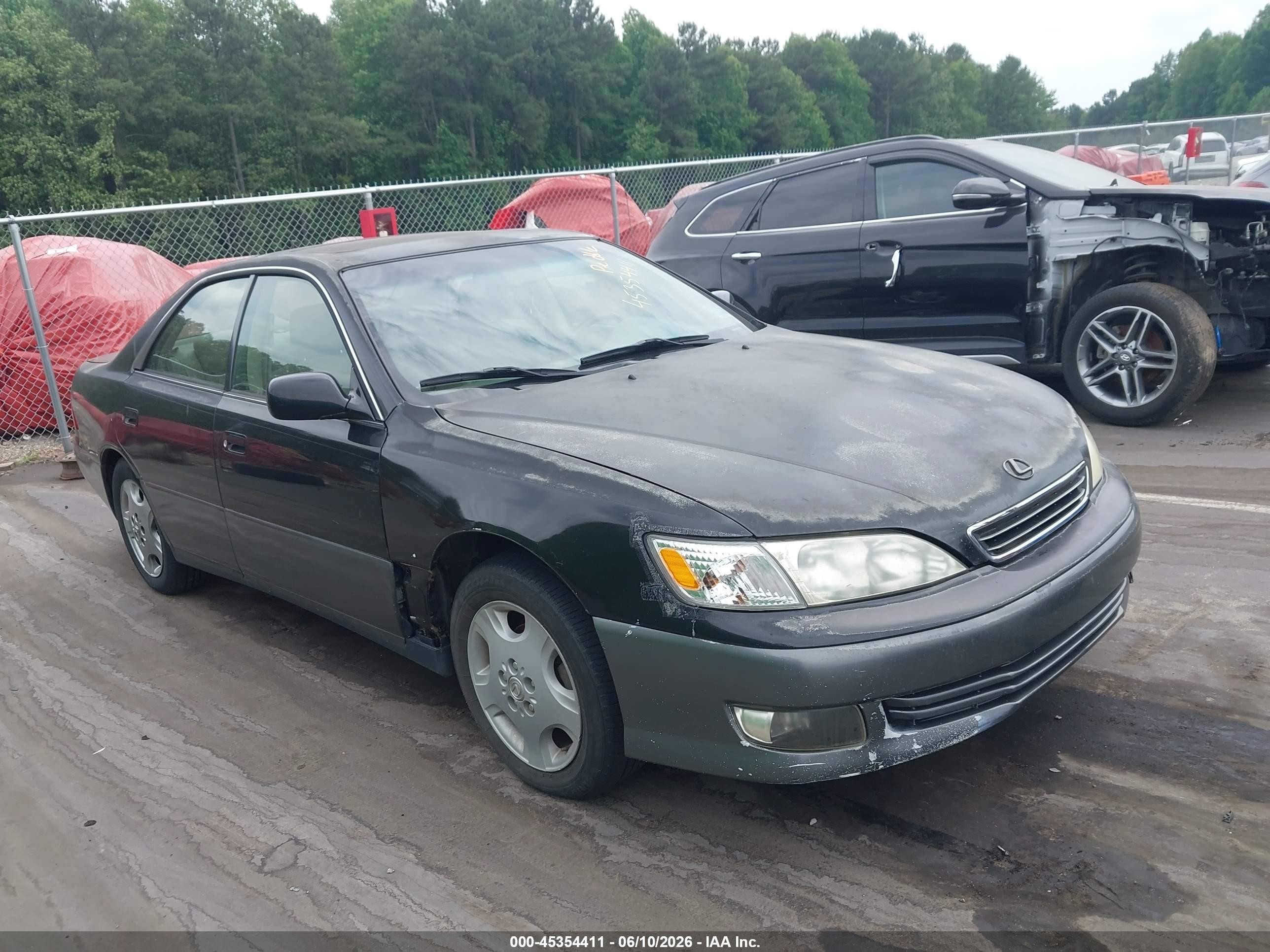 2001 Lexus ES 300, VIN JT8BF28G010317927 — Обычный износ