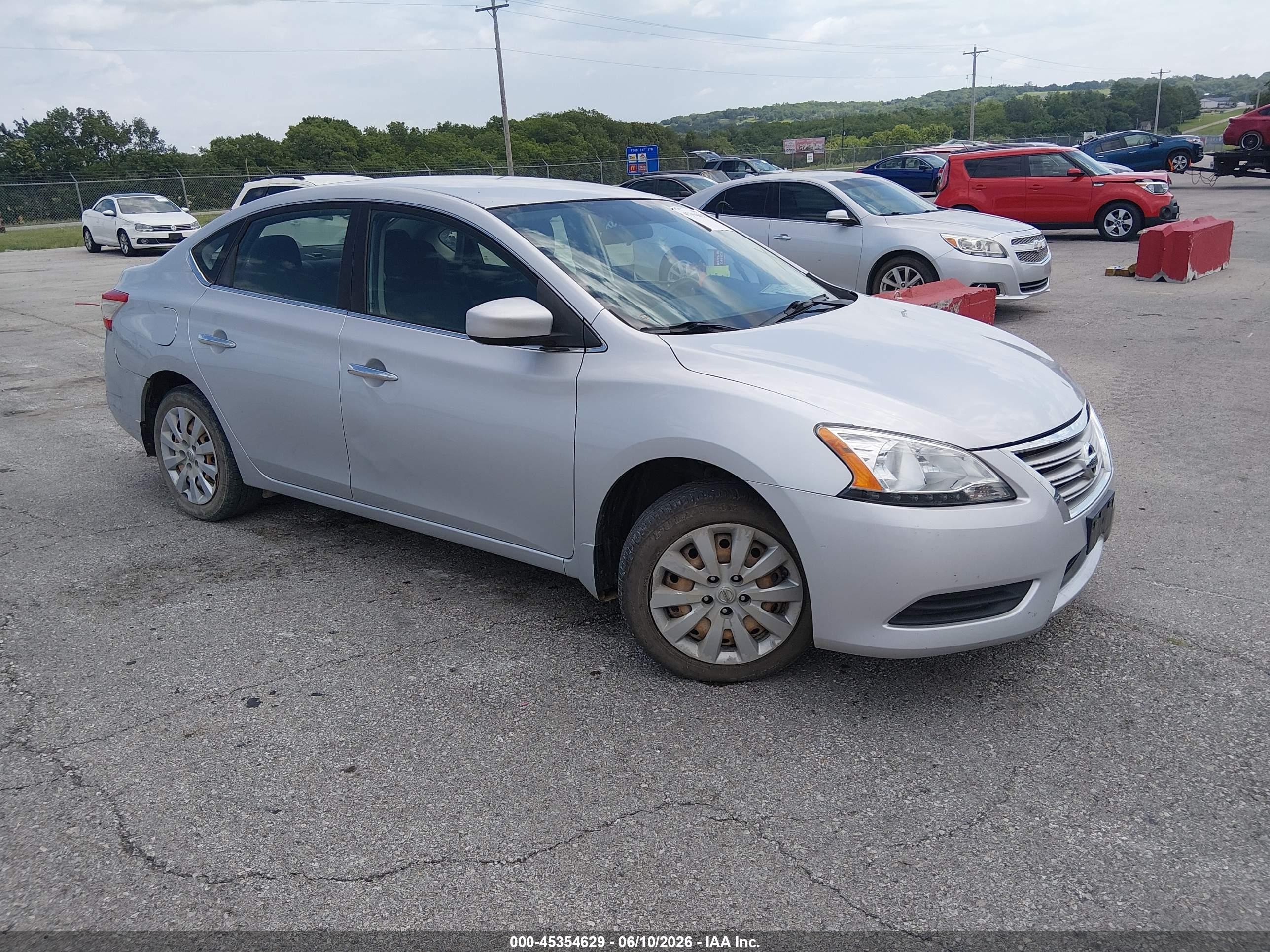 2015 Nissan Sentra SV, VIN 3N1AB7AP2FL629194 — Rear end