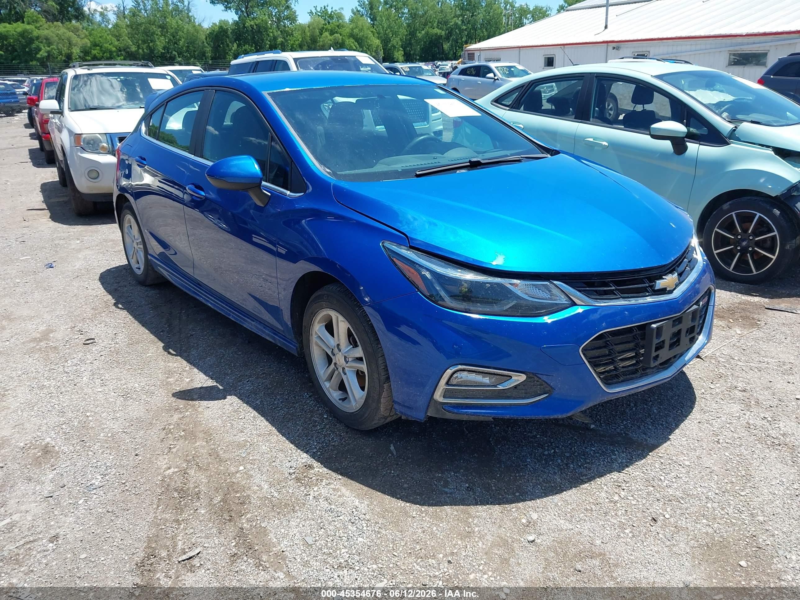 2017 Chevrolet Cruze LT, VIN 3G1BD6SM3HS613145 — Перед