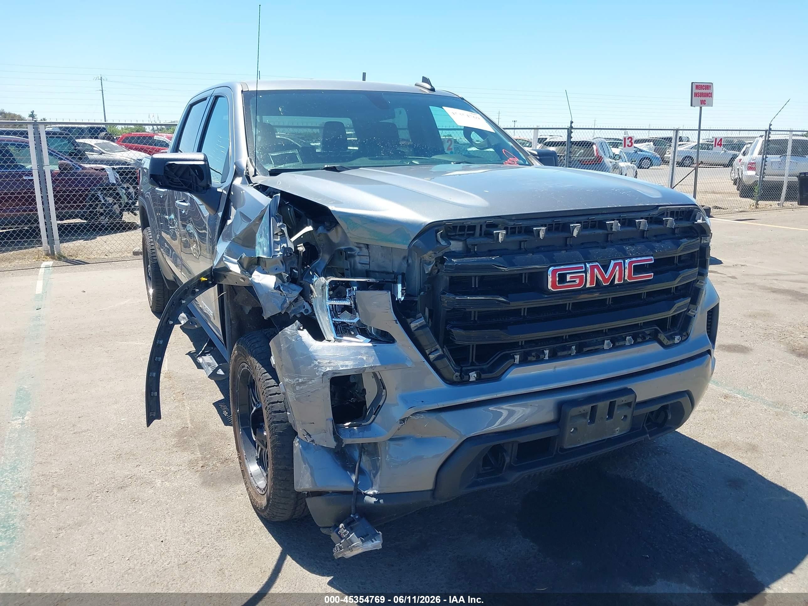 2021 GMC Sierra 1500 Elevation, VIN 3GTP9CEK0MG149719 — Front end