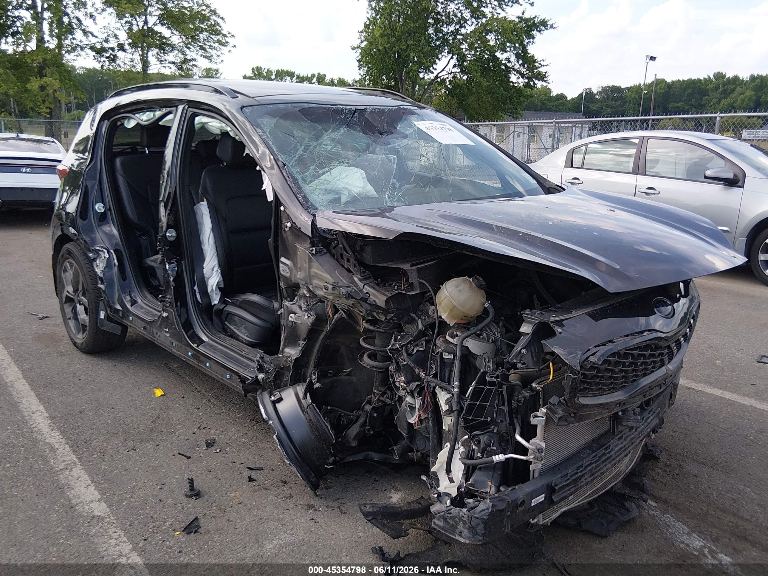 2022 Kia Sportage Nightfall, VIN KNDP63AC5N7975874 — Side