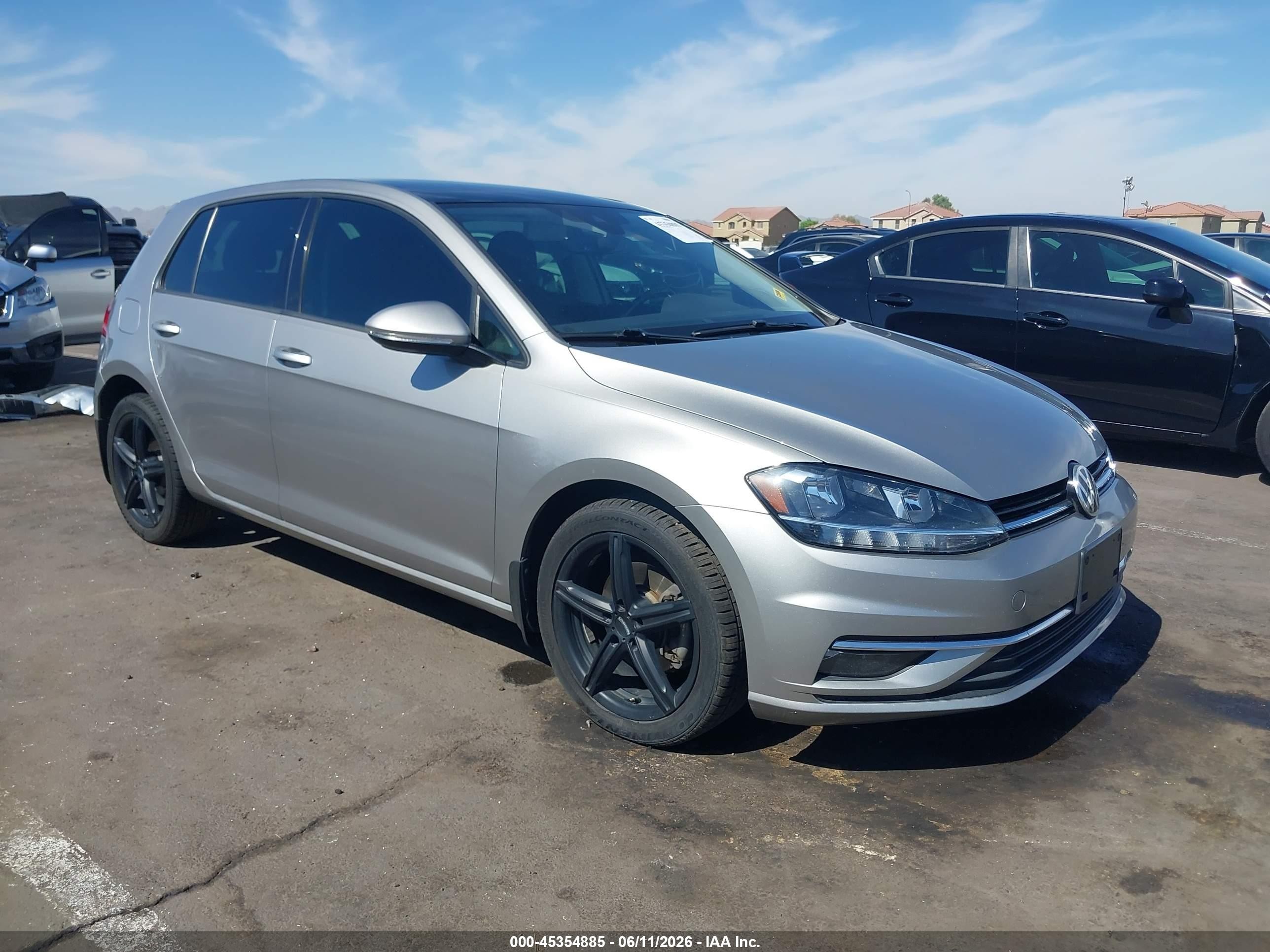 2019 Volkswagen Golf S, VIN 3VWW57AU6KM036780 — Rear end