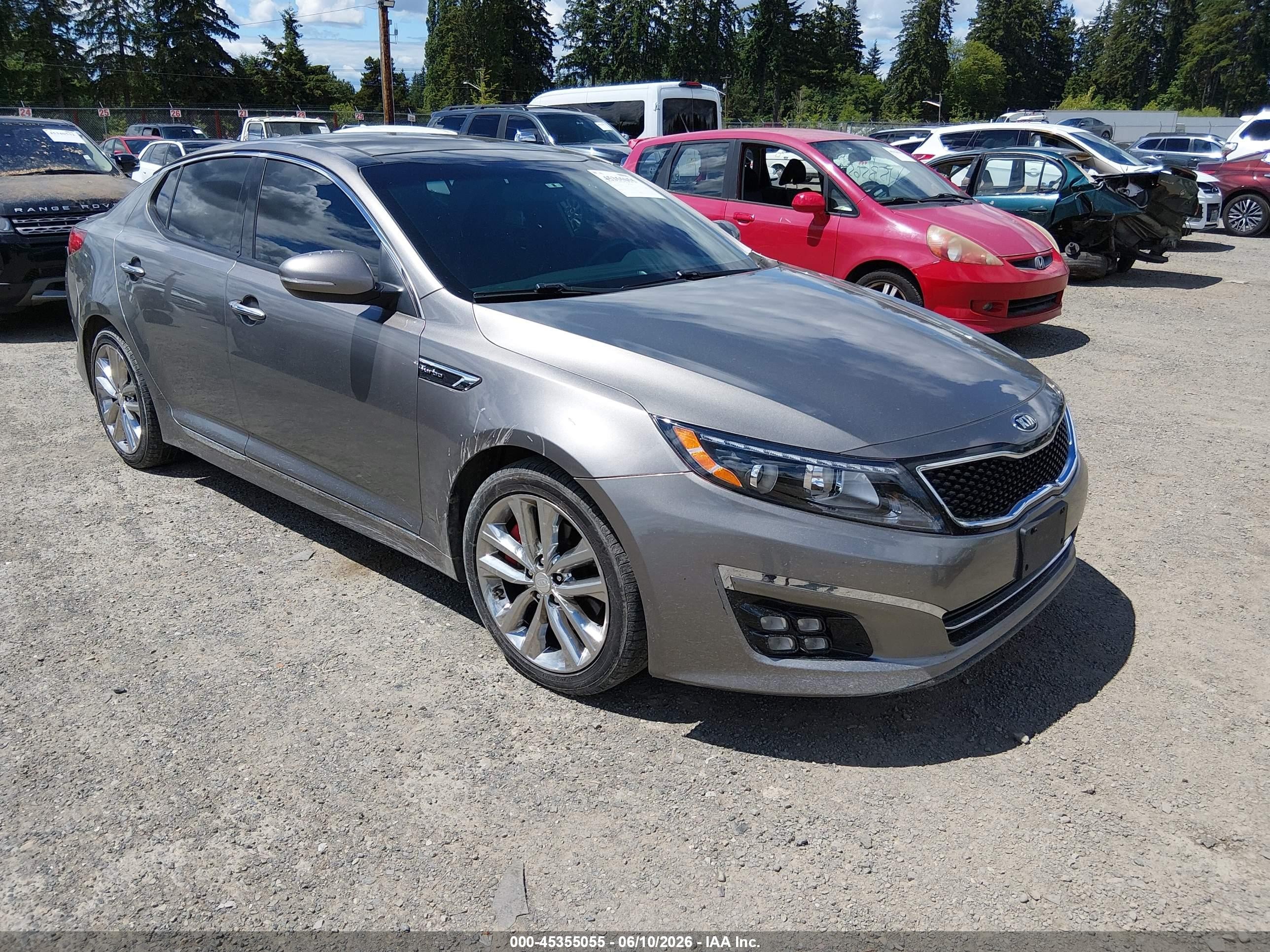 2015 Kia Optima SX Turbo, VIN 5XXGR4A67FG452713 — Normal wear