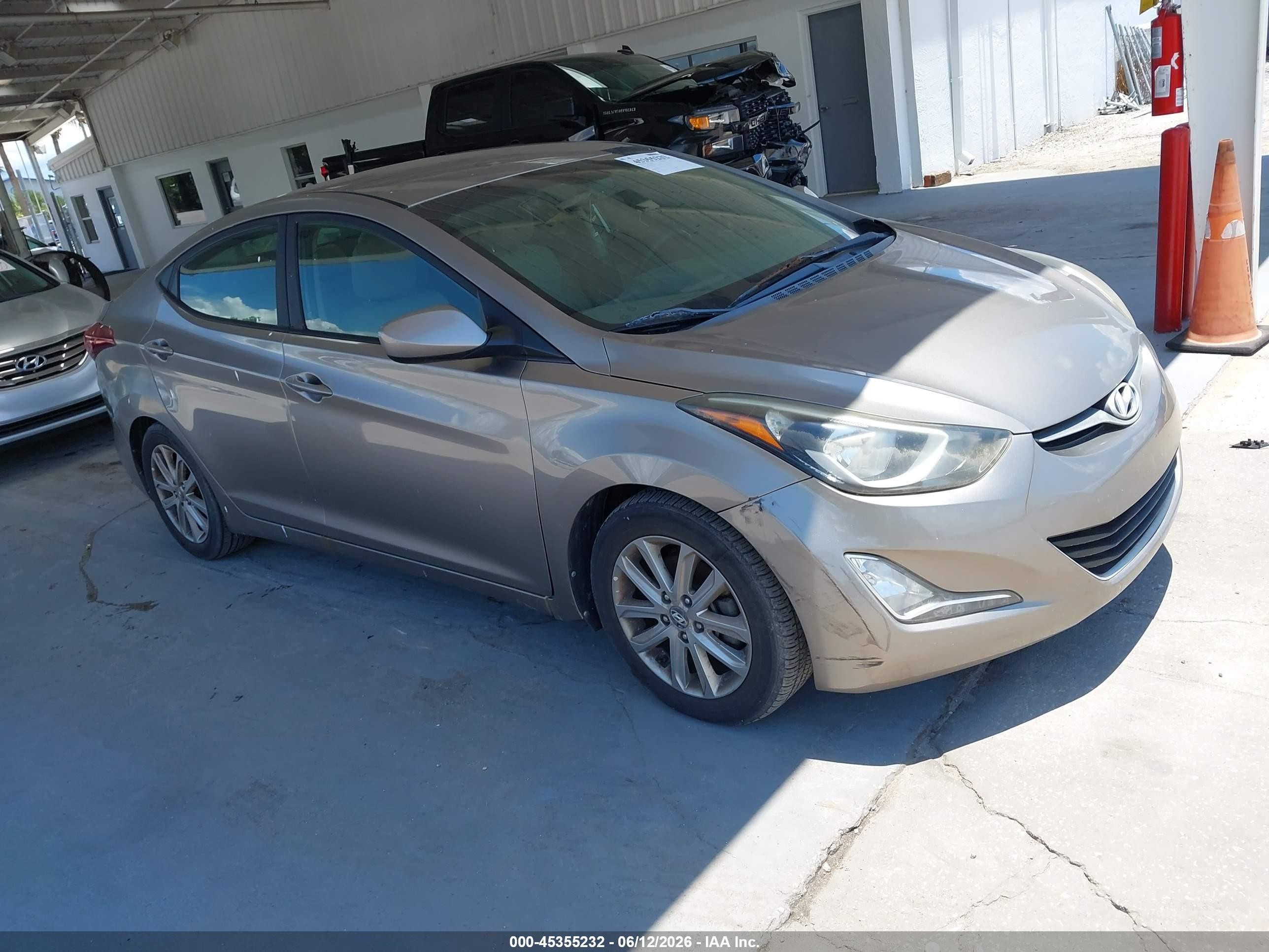 2015 Hyundai Elantra SE, VIN 5NPDH4AE8FH559058 — Normal wear