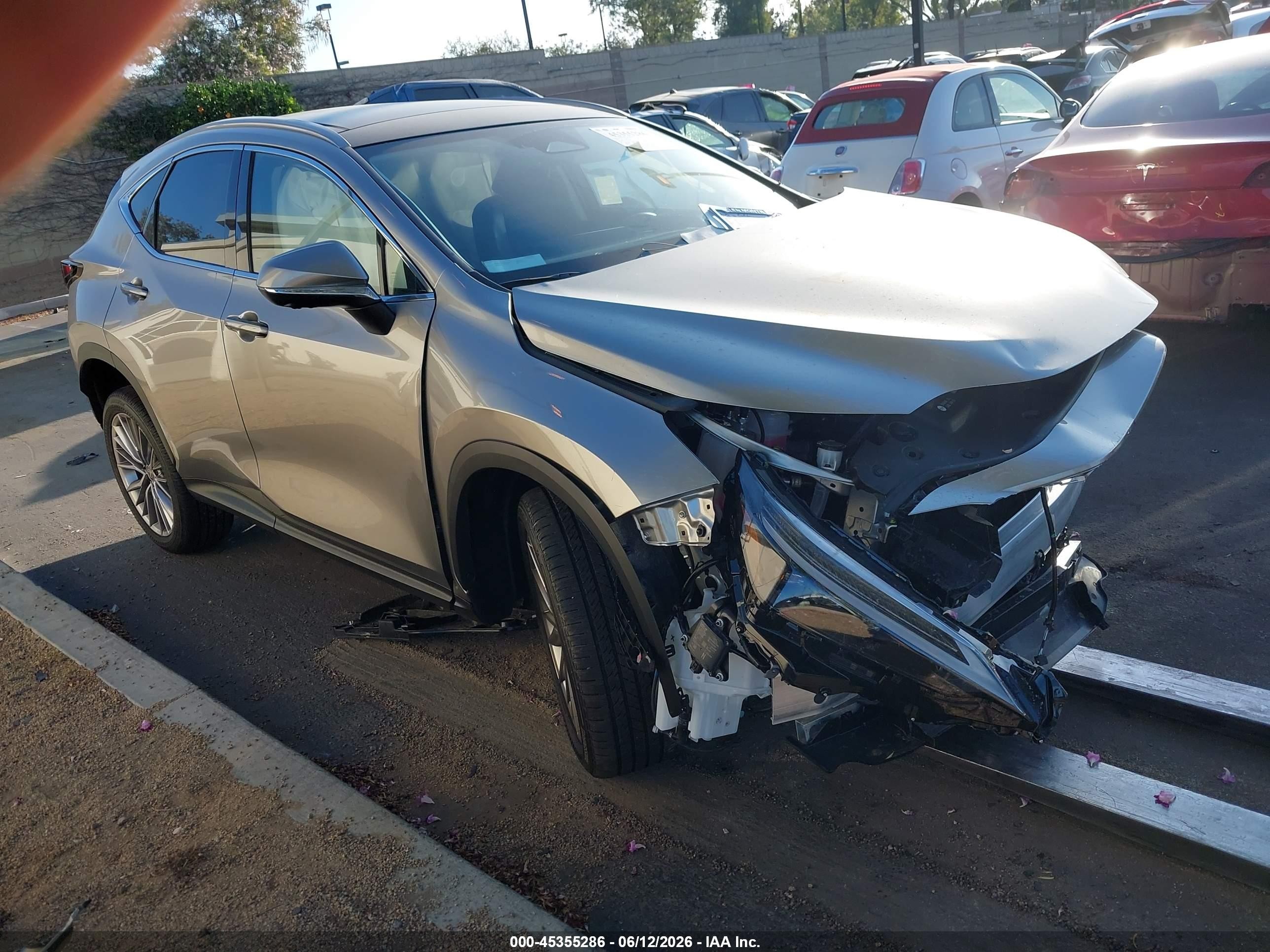 2026 Lexus NX 350h Luxury, VIN JTJHKCEZ2T2080882 — Перед