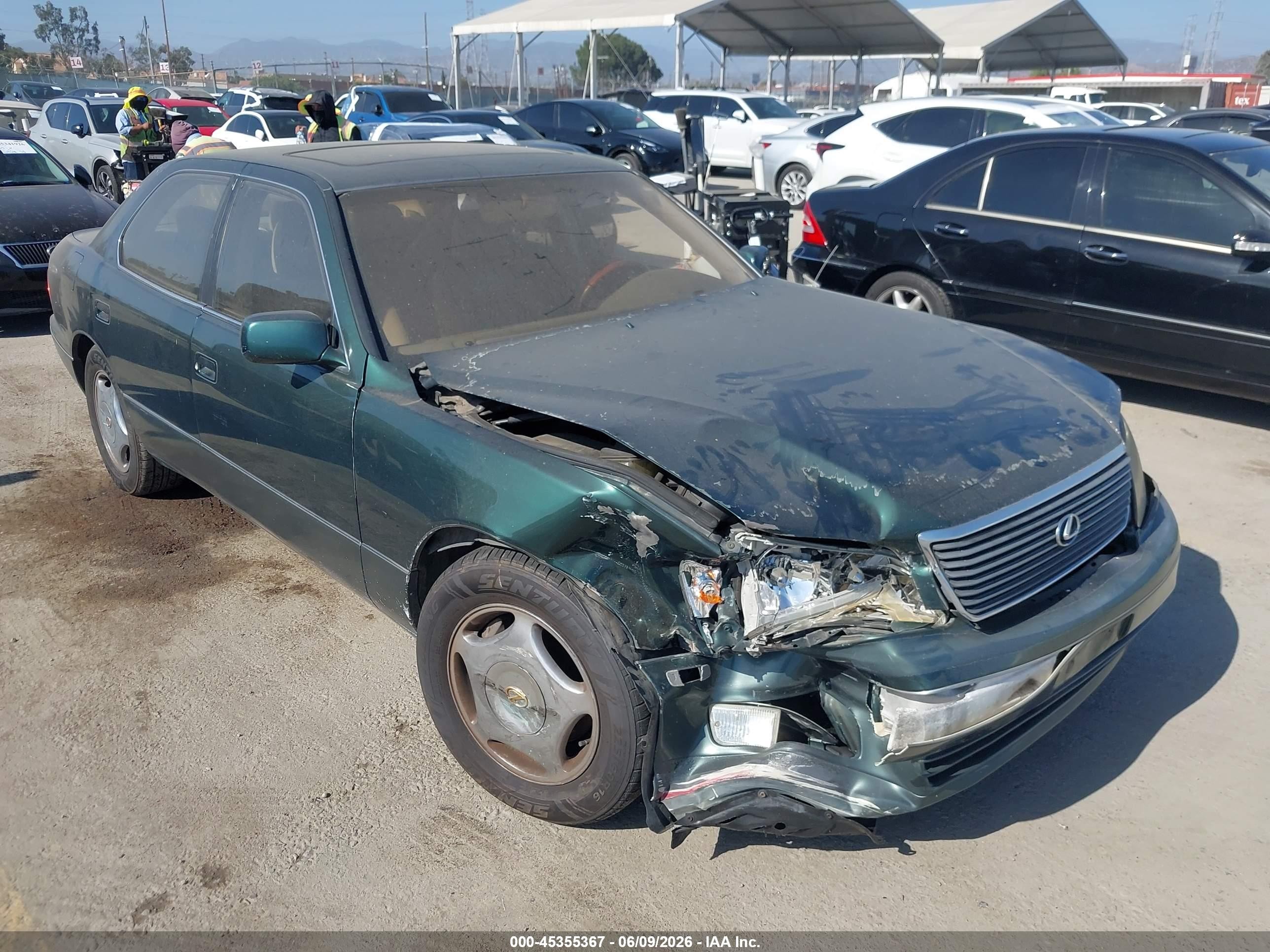 1999 Lexus LS 400, VIN JT8BH28F3X0149971 — Normal wear