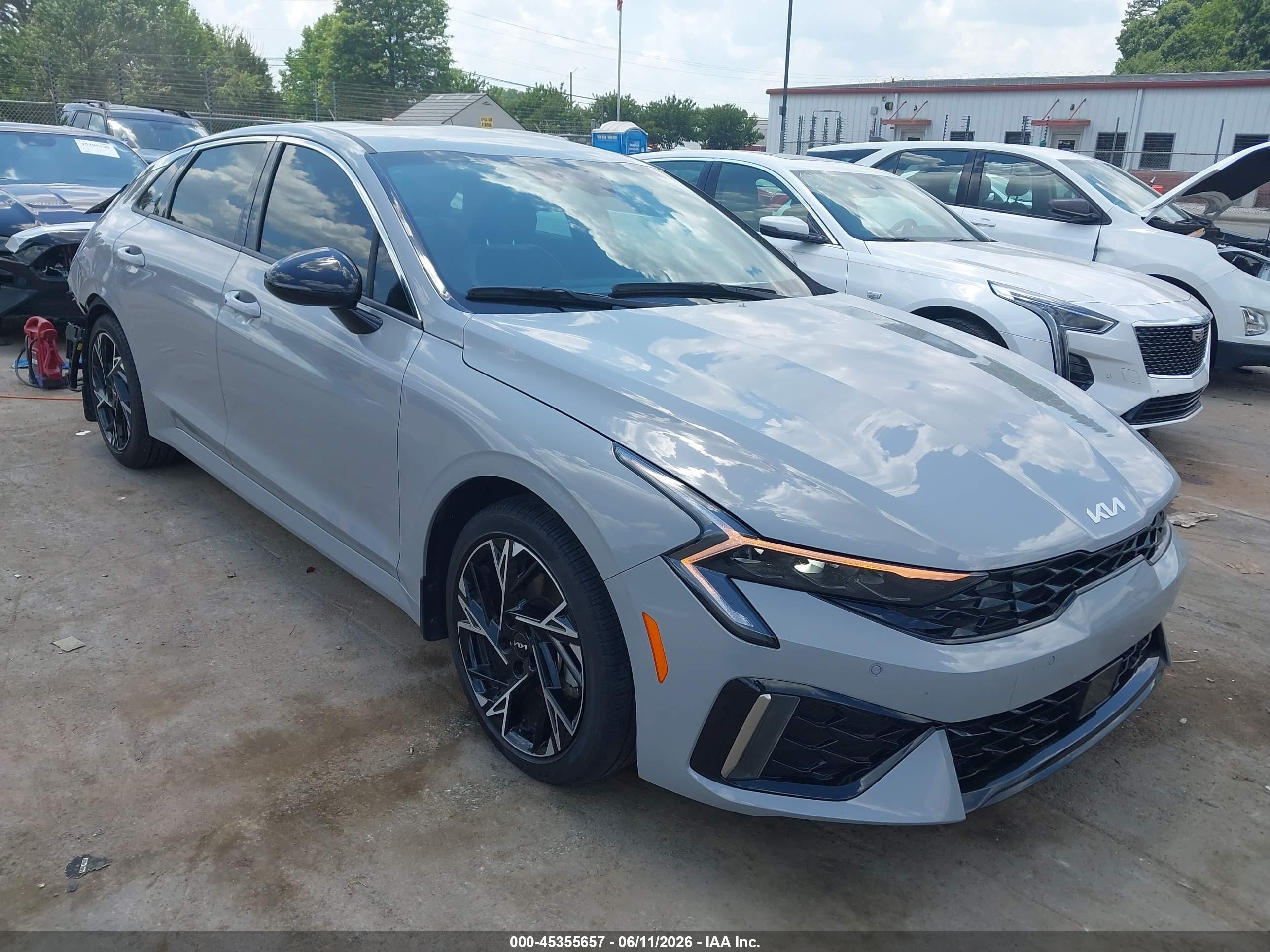 2026 Kia K5 GT-Line, VIN KNAG64J76T5401671 — Зад