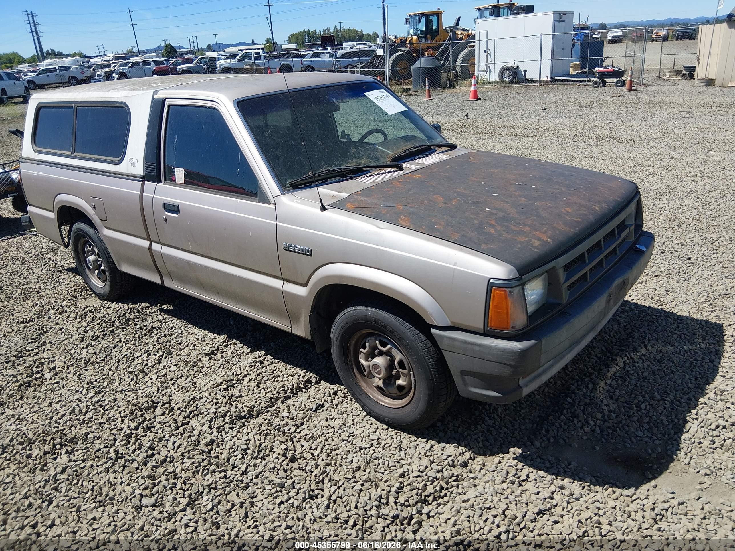 1988 Mazda B-Series, VIN JM2UF1130J0330555 — Normal wear