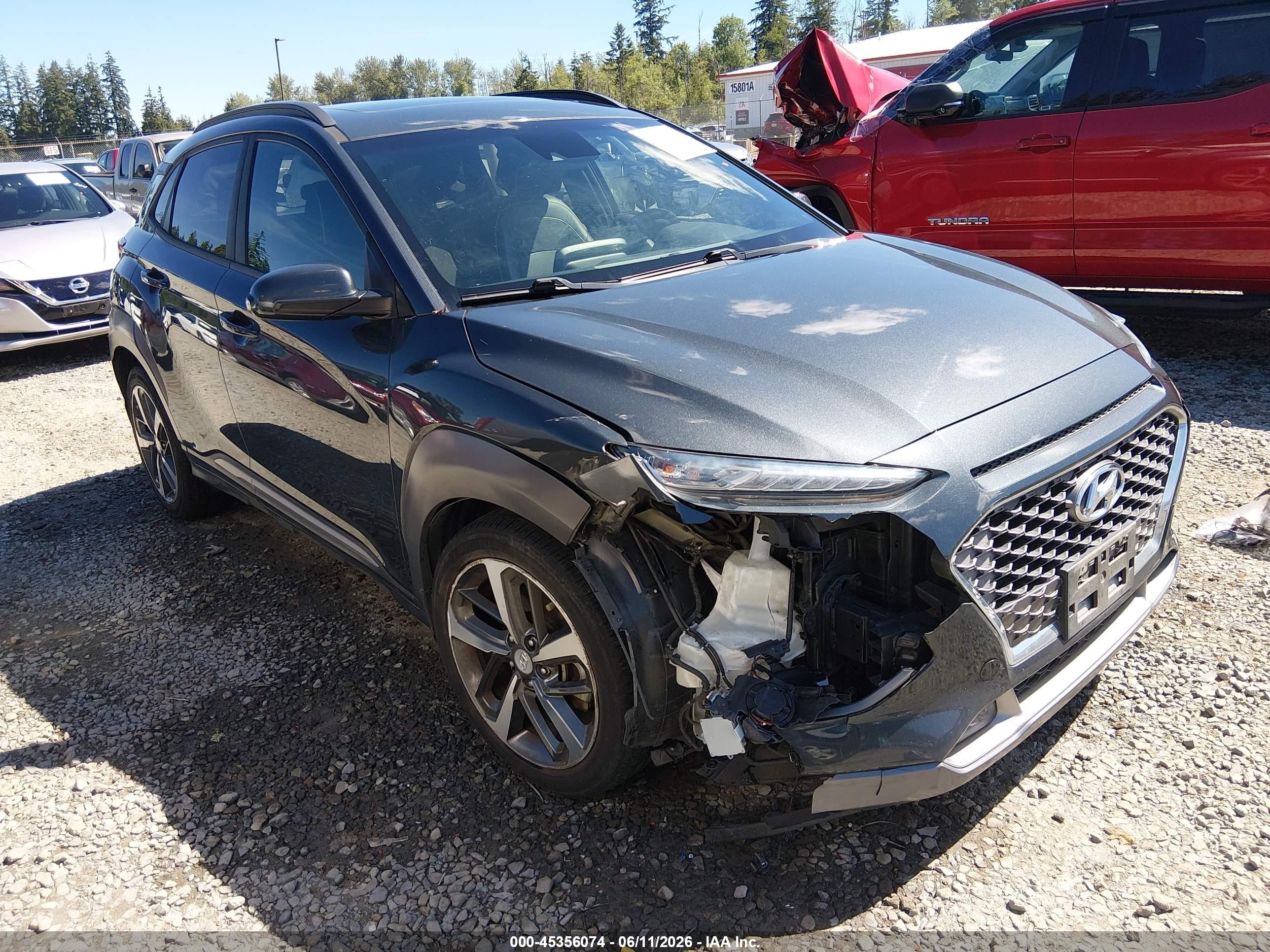 2019 Hyundai Kona Limited, VIN KM8K3CA59KU331078 — Front end