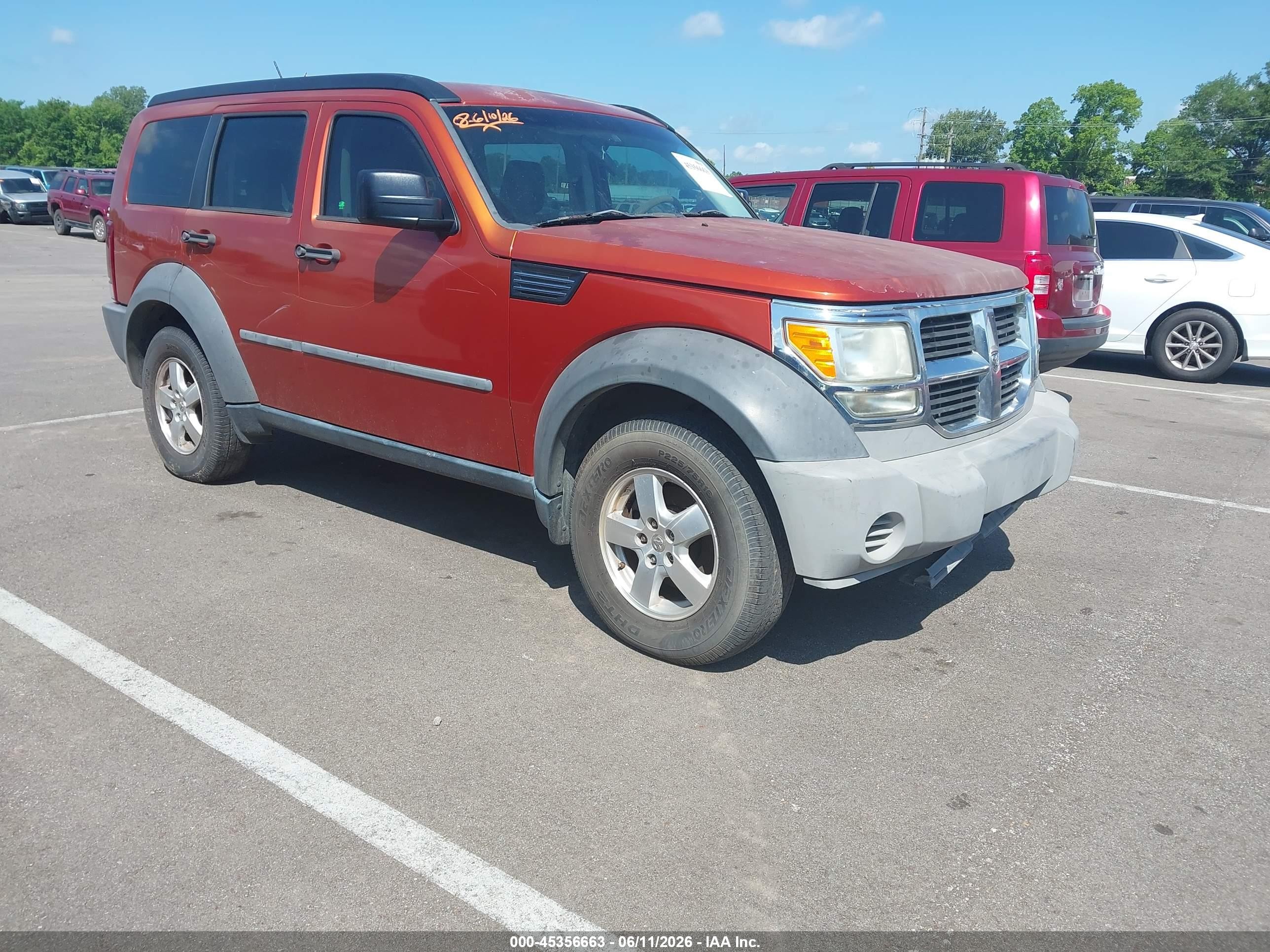 2007 Dodge Nitro SXT, VIN 1D8GT28K77W606475 — Side