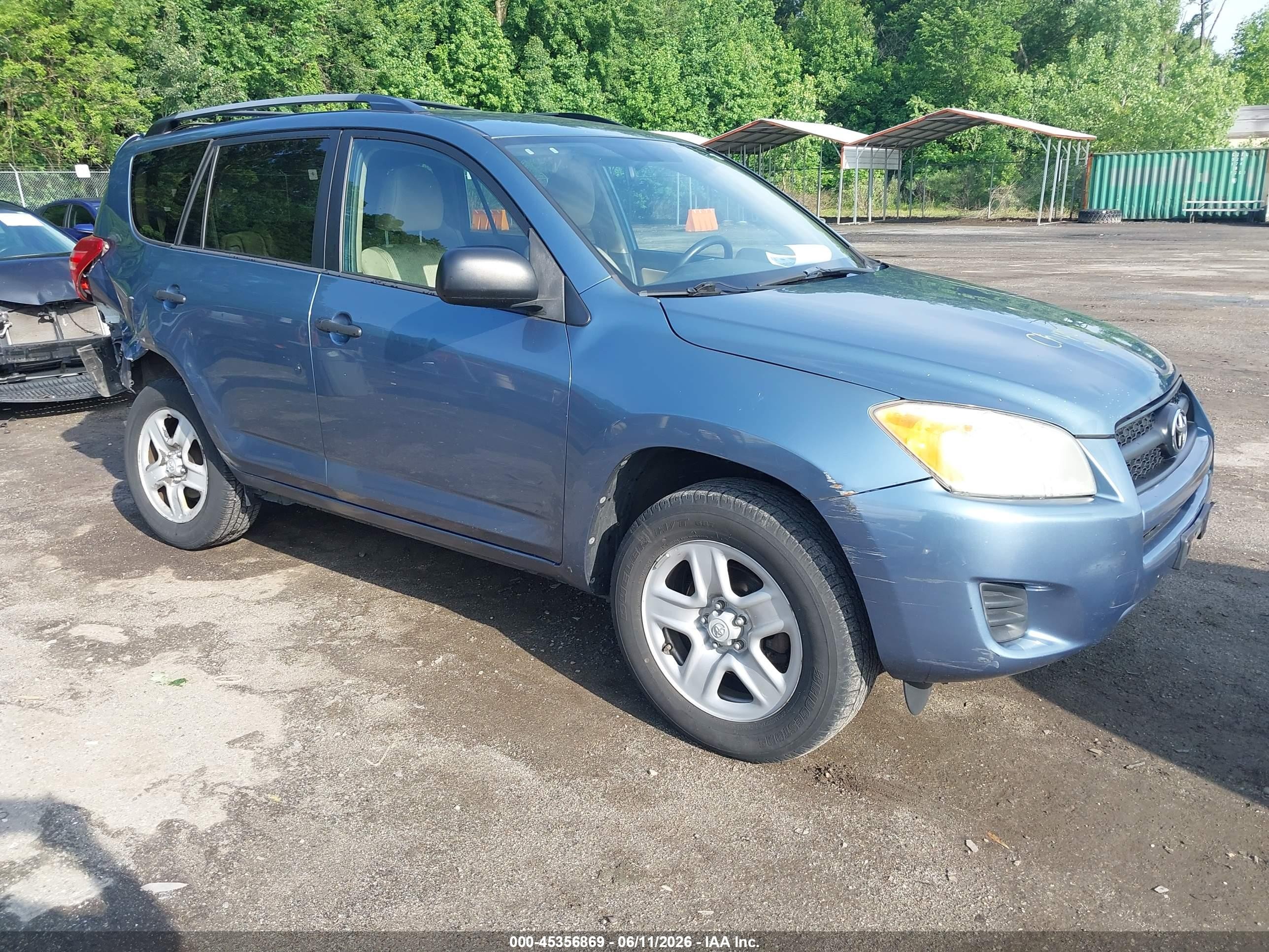 2009 Toyota RAV4, VIN 2T3BF35VX9W018365 — Side