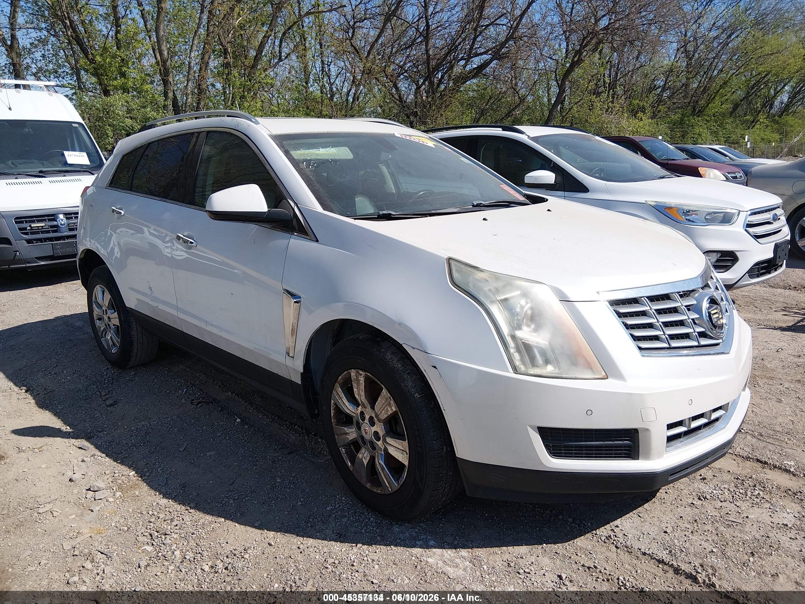 2016 Cadillac SRX Luxury Collection, VIN 3GYFNBE34GS550289 — Rear end
