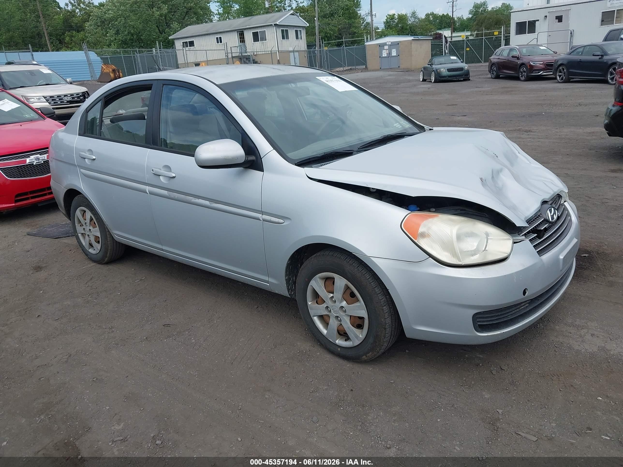 2010 Hyundai Accent GLS, VIN KMHCN4AC4AU504121 — Front end