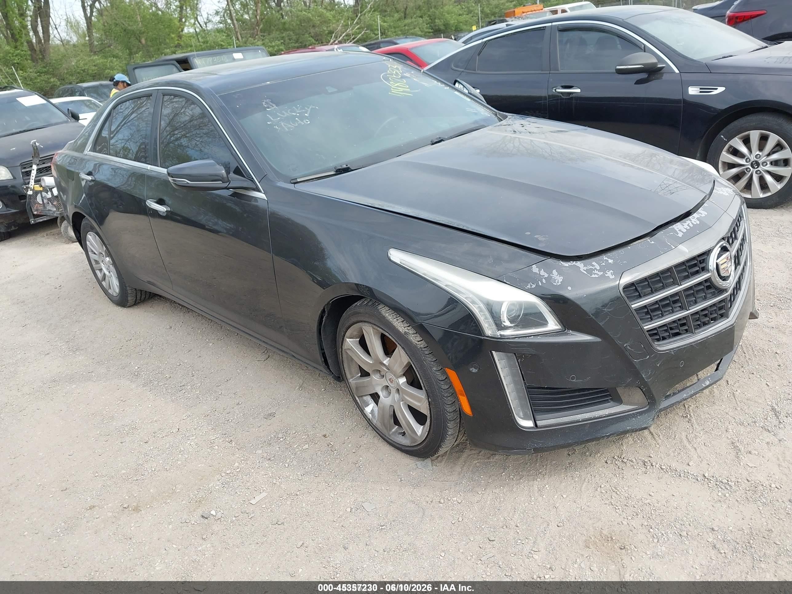 2014 Cadillac CTS Performance AWD, VIN 1G6AY5SX0E0140743 — Front end