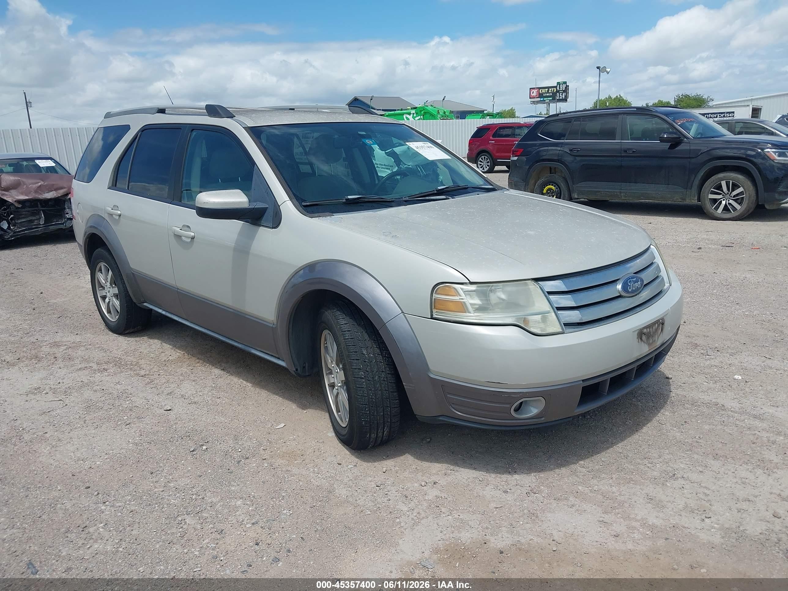 2008 Ford Taurus X SEL, VIN 1FMDK02W88GA24154 — Hail