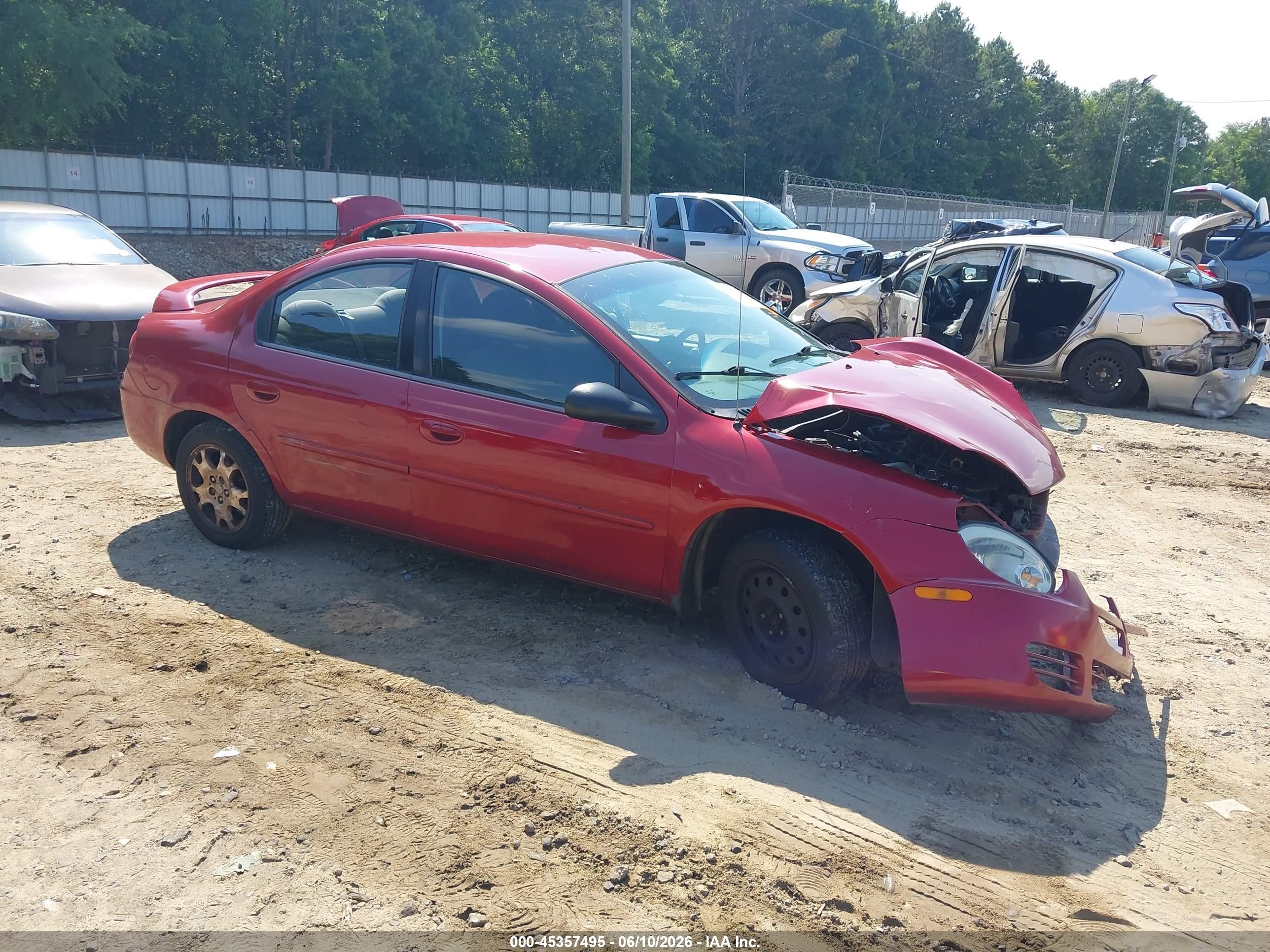 2005 Dodge Neon SXT, VIN 1B3ES56C85D284994 — Front end