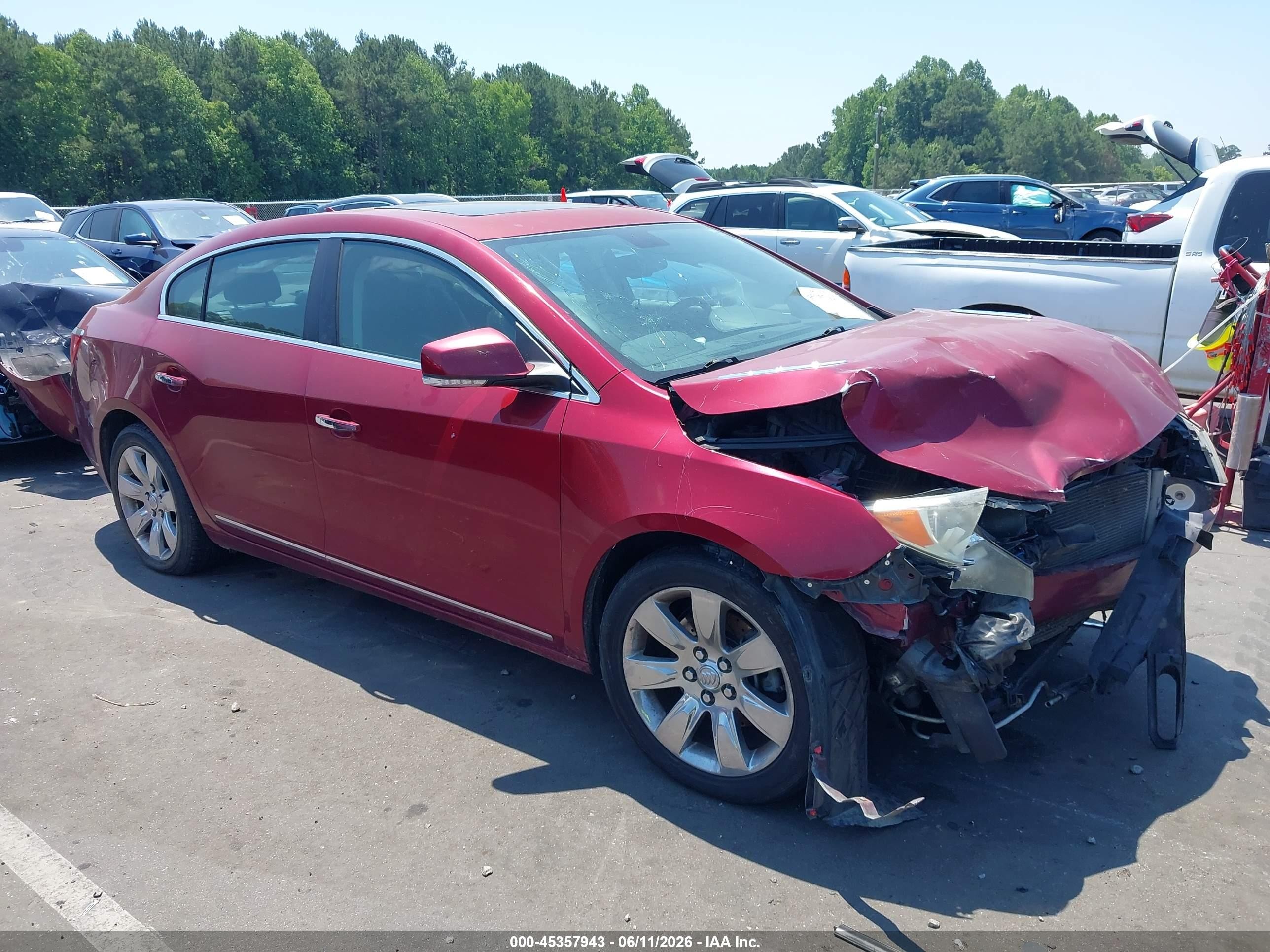 2011 Buick LaCrosse CXL, VIN 1G4GC5ED0BF261445 — Перед