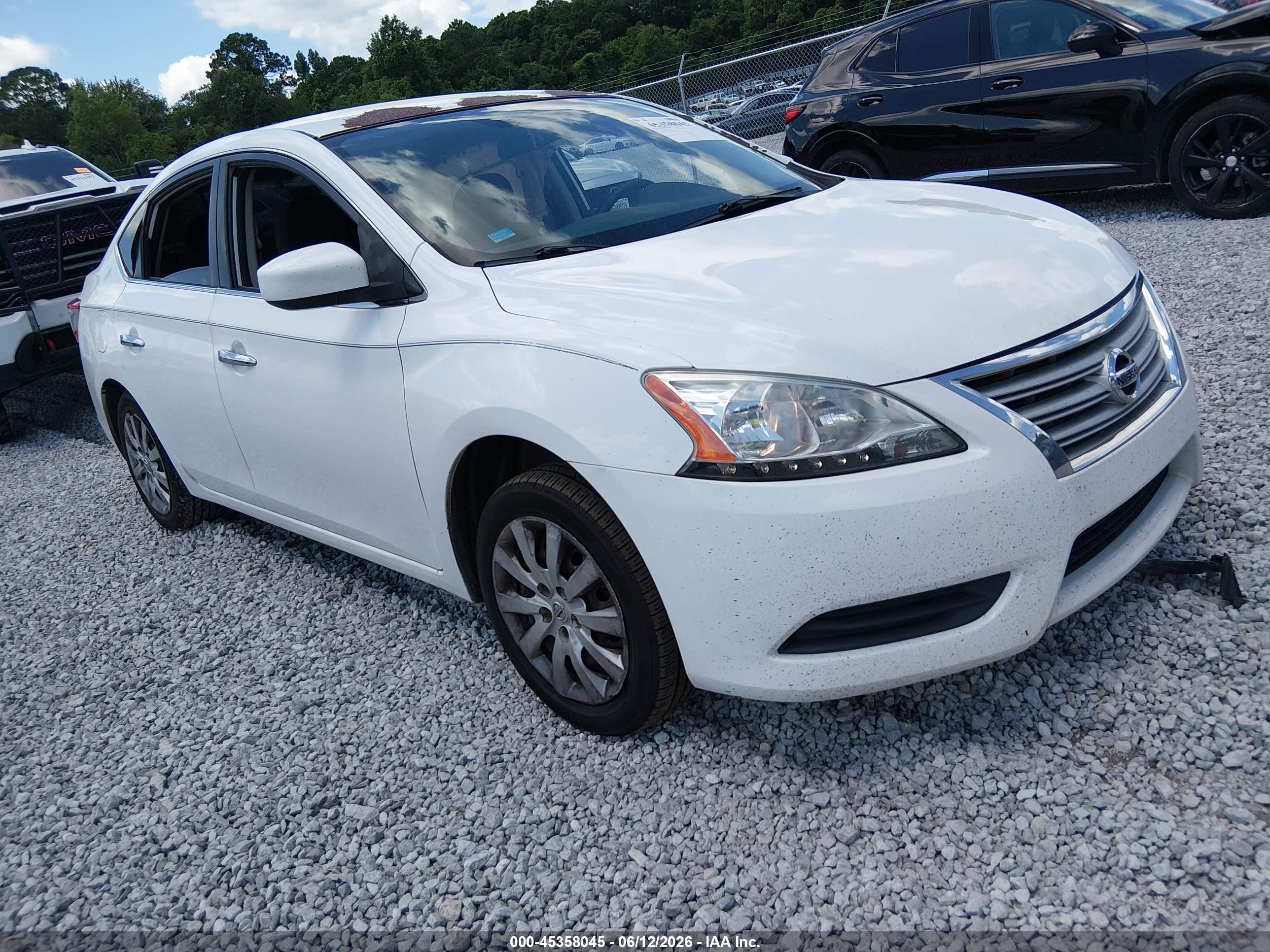 2015 Nissan Sentra SR, VIN 3N1AB7AP2FY340383 — Side