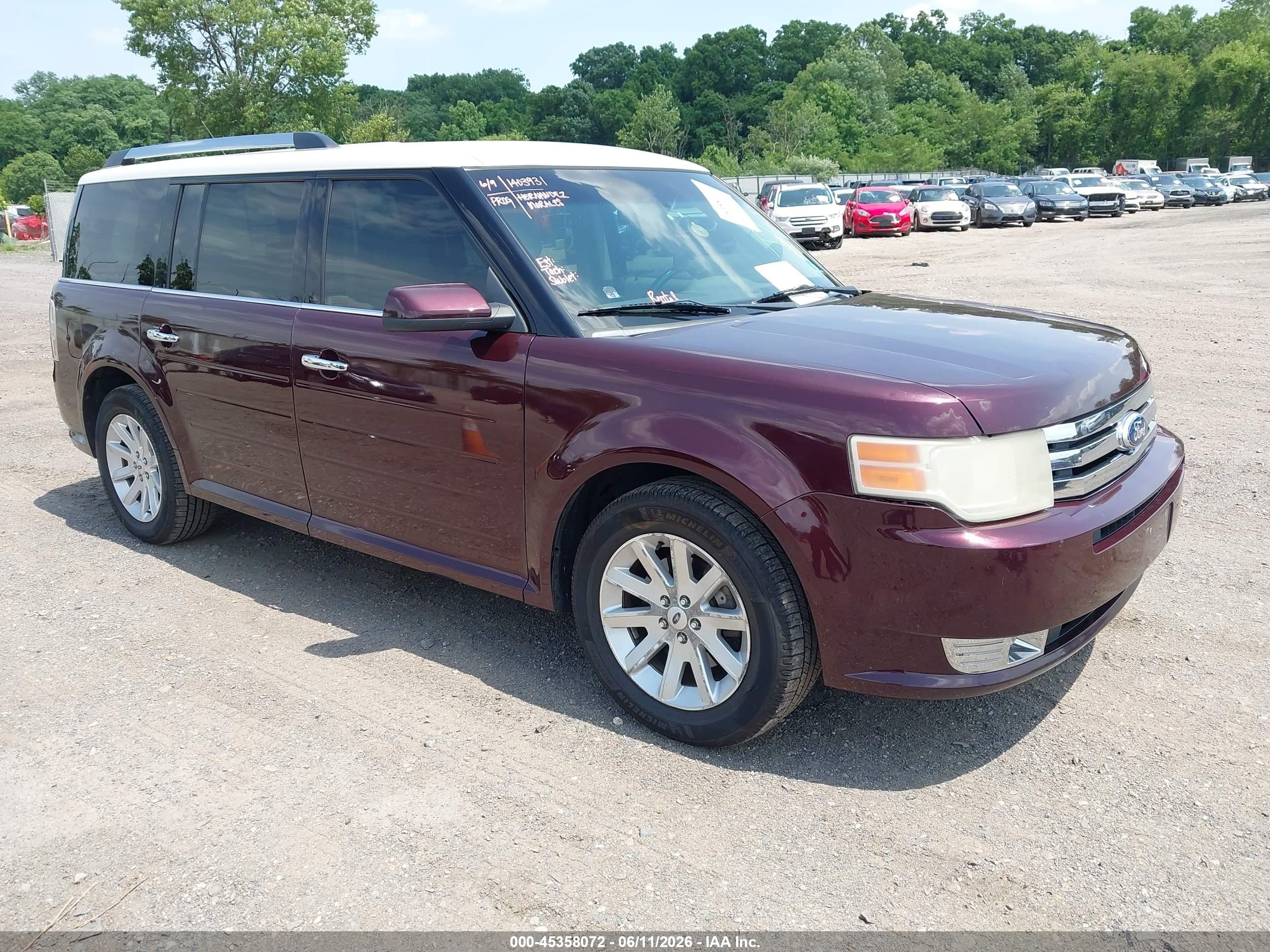 2011 Ford Flex SEL, VIN 2FMGK5CCXBBD29622 — Rear end