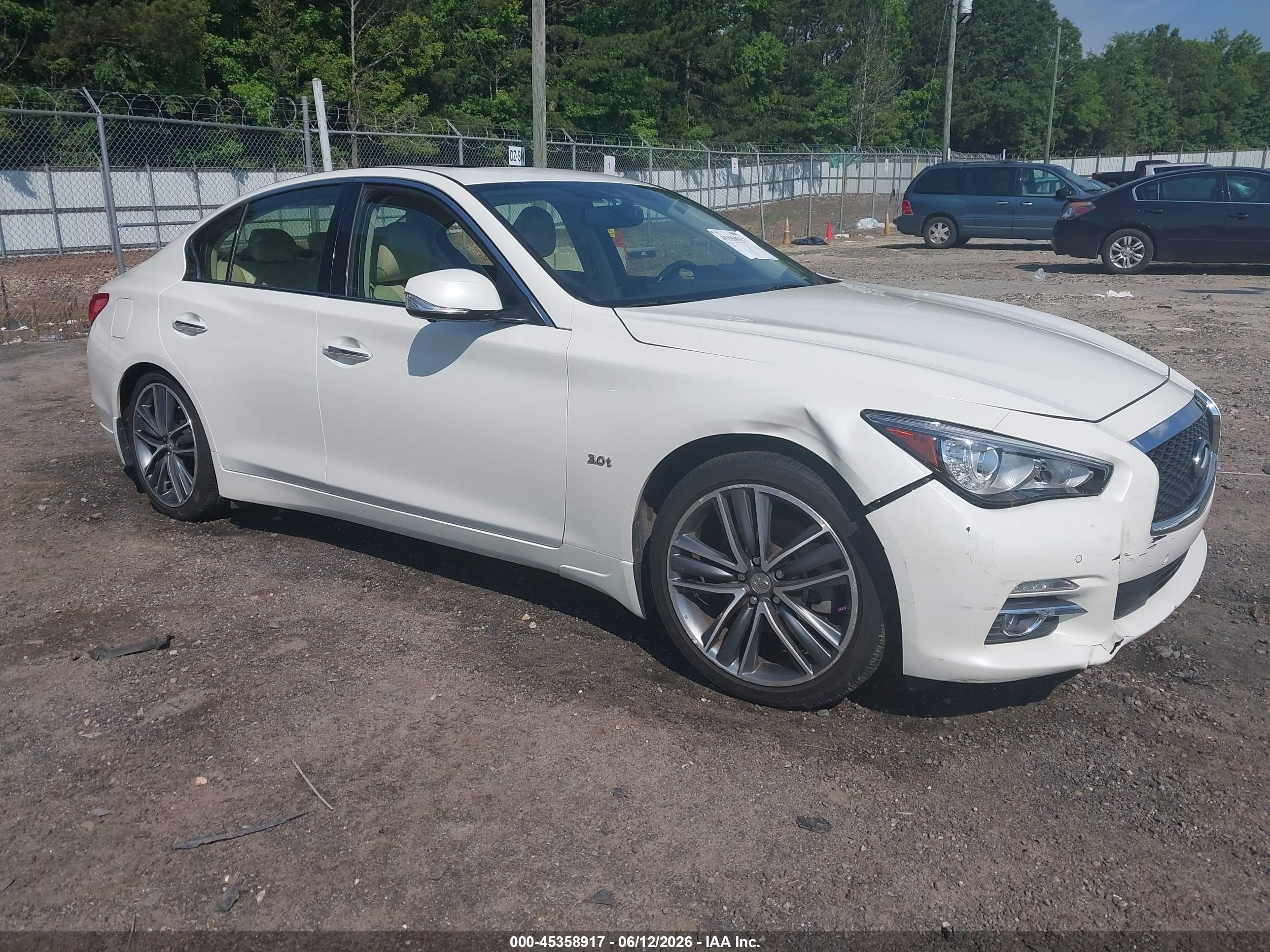 2017 Infiniti Q50 Premium, VIN JN1EV7AP7HM732077 — После угона
