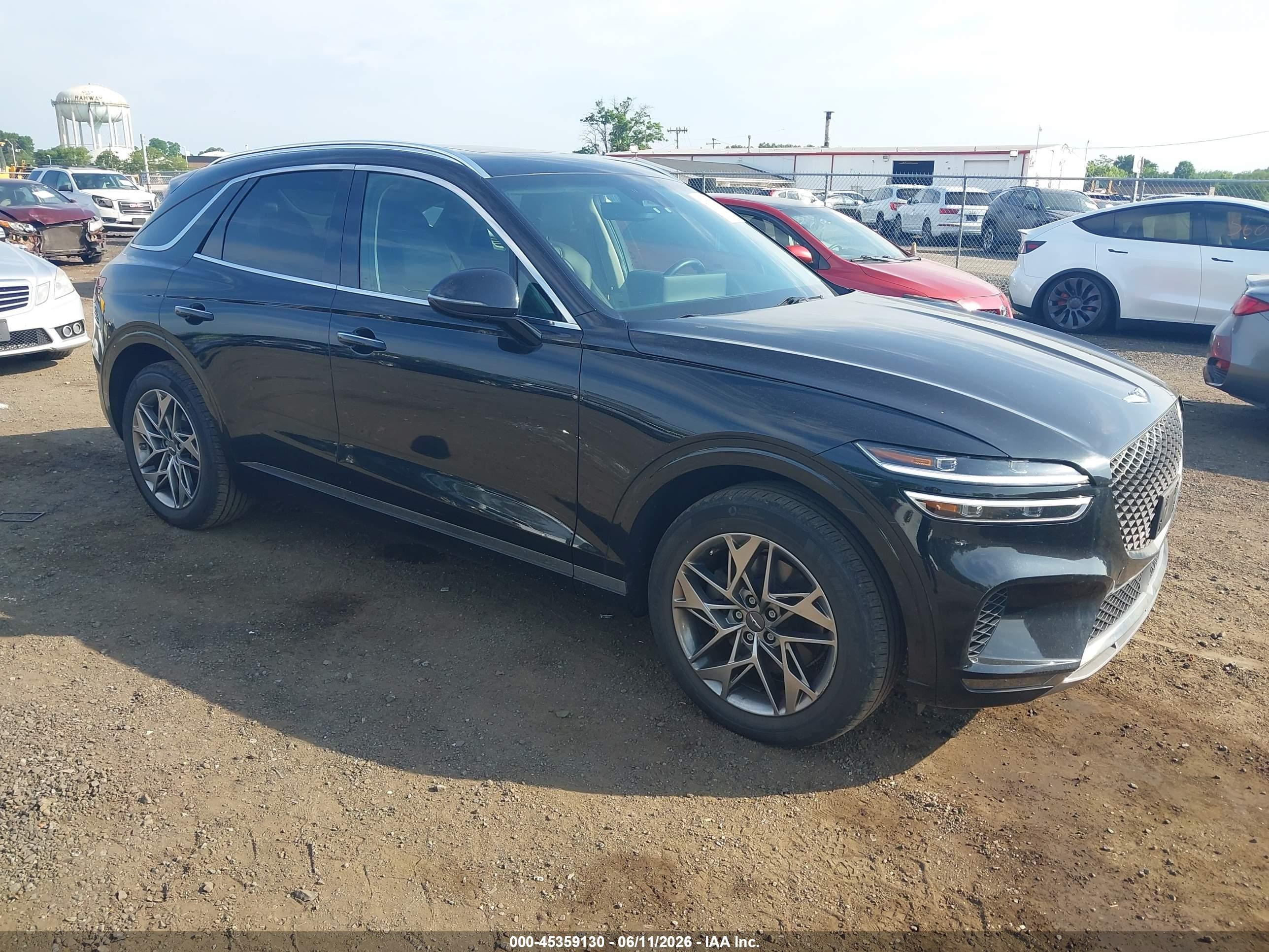 2022 Genesis GV70 2.5T, VIN KMUMADTB6NU063393 — Rear end