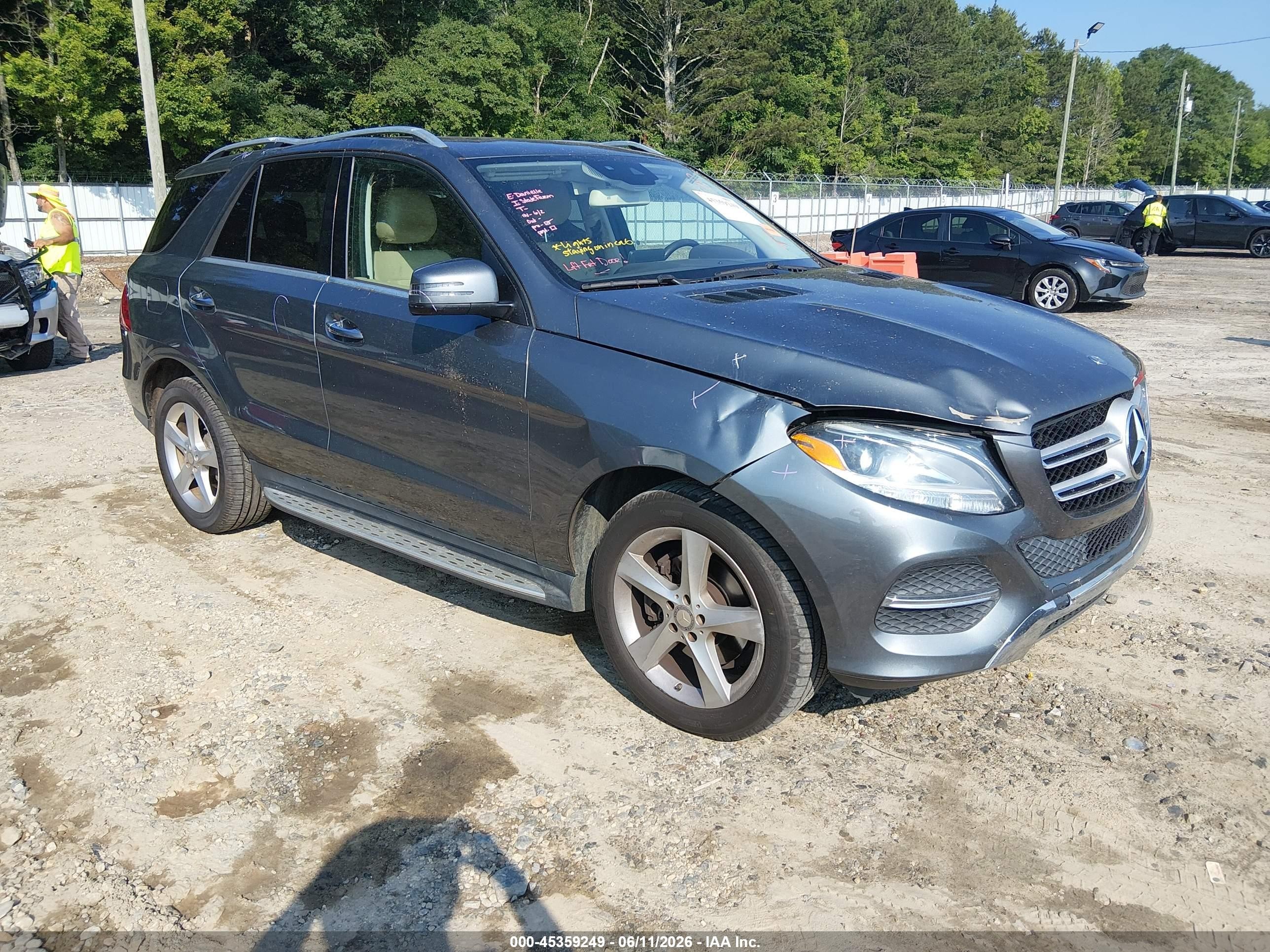 2017 Mercedes-Benz GLE 350, VIN 4JGDA5JB8HA837687 — Roof