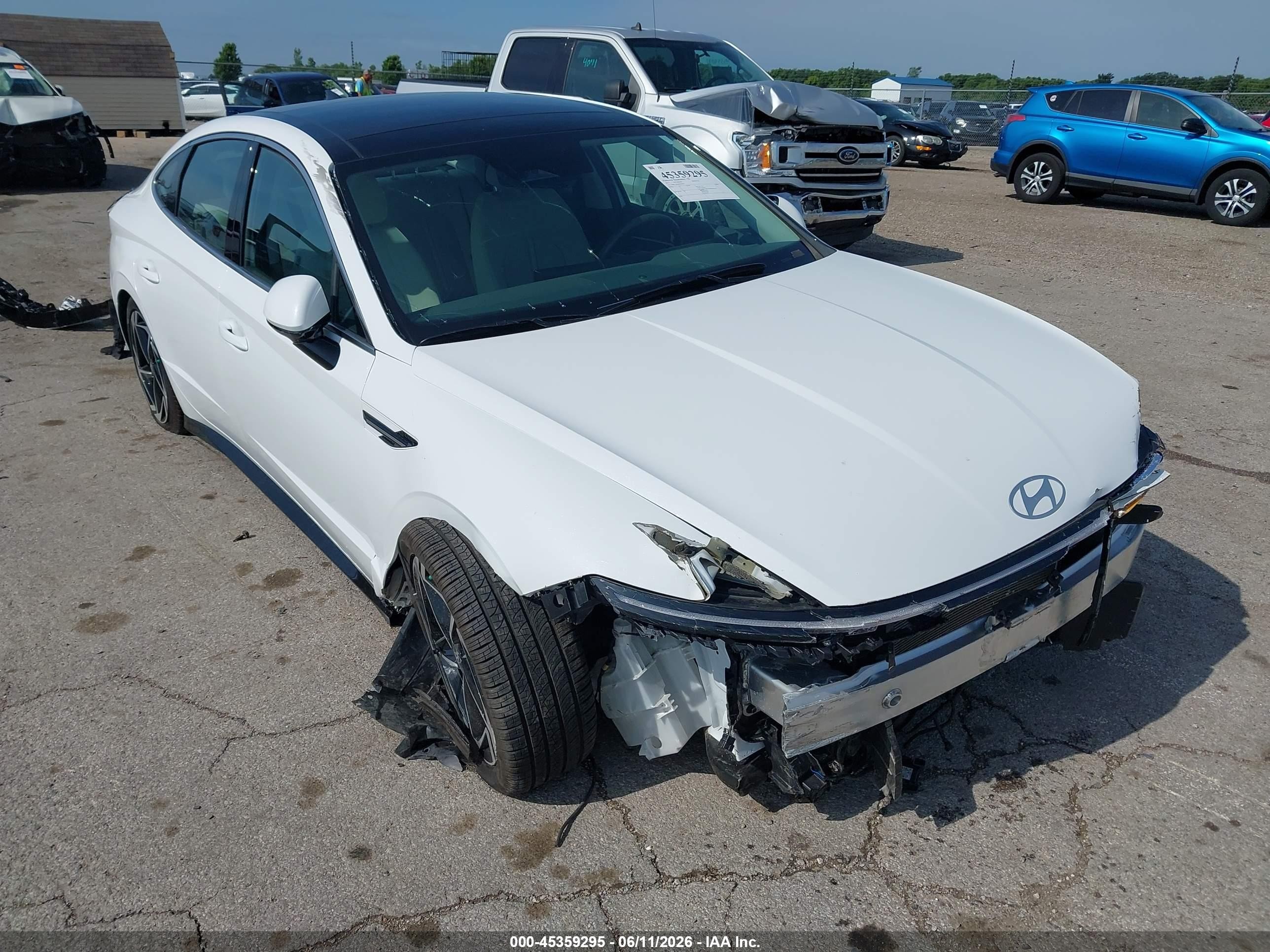 2025 Hyundai Sonata SEL Convenience, VIN KMHL14JAXSA502905 — Side