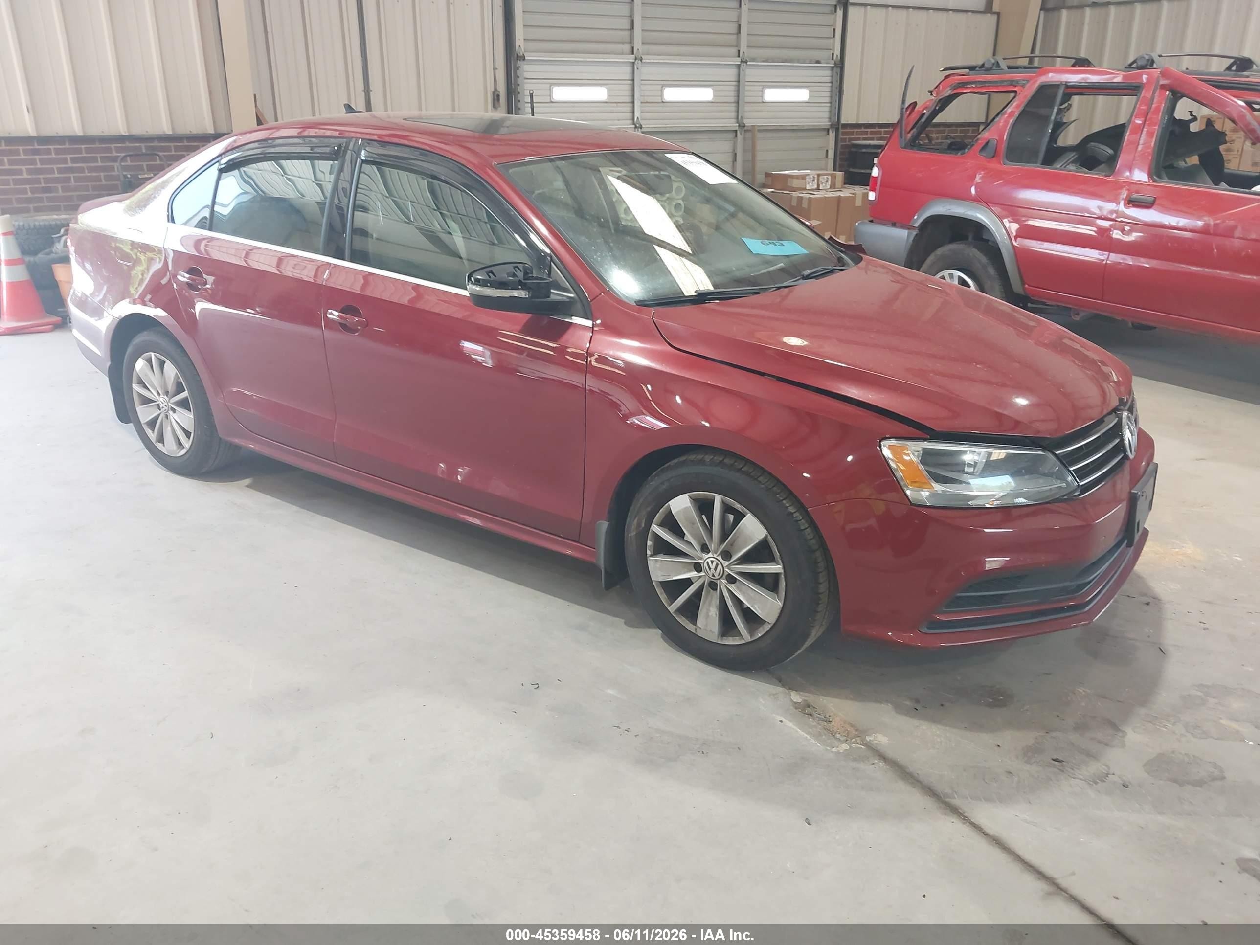 2016 Volkswagen Jetta SE, VIN 3VWD67AJ5GM381316 — Front end