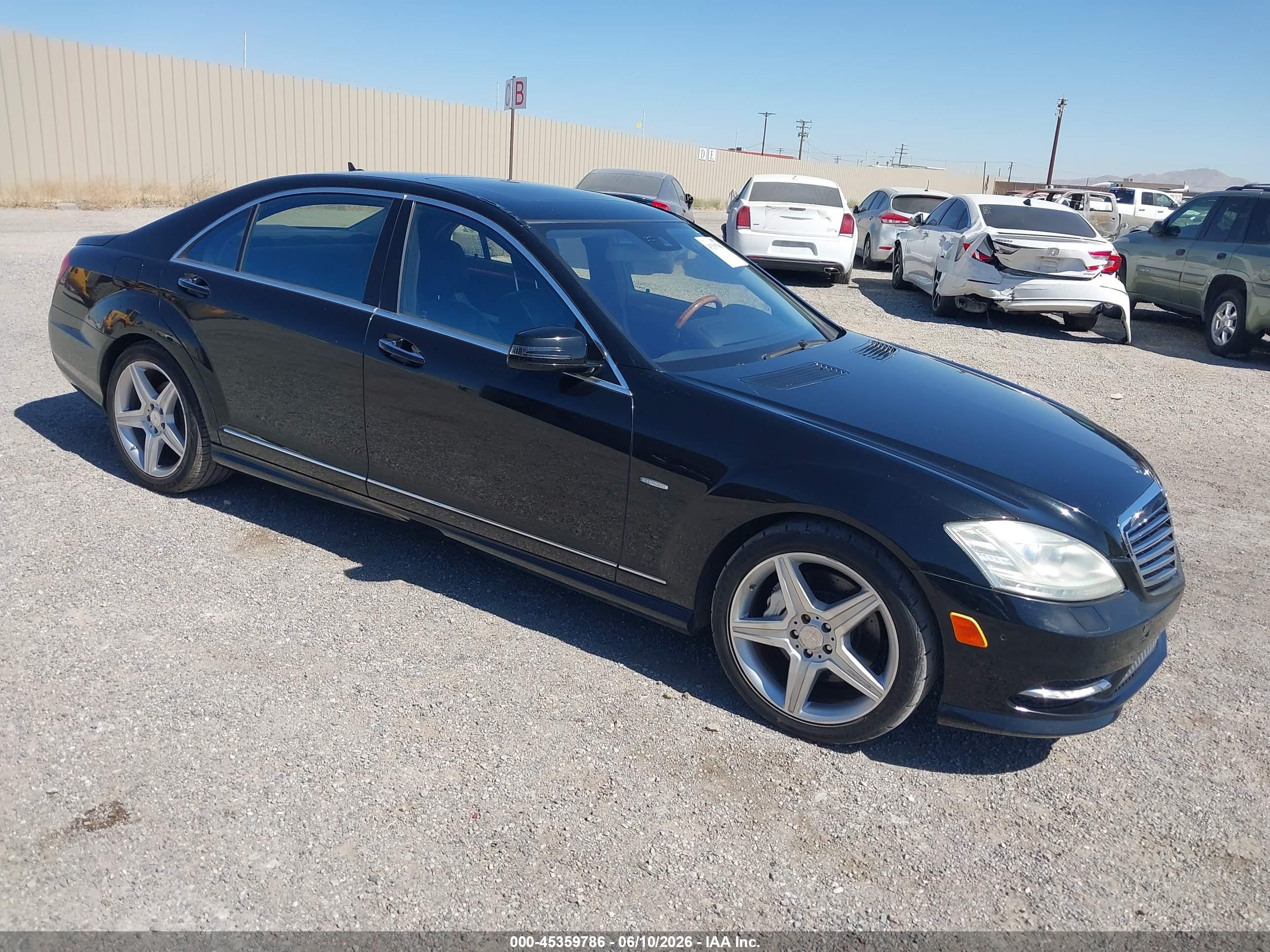 2010 Mercedes-Benz S 400, VIN WDDNG9FB7AA299017 — Not stated