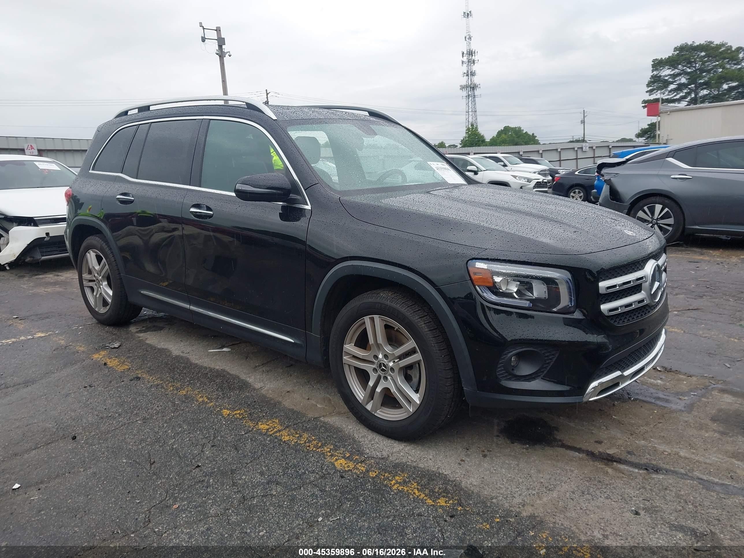 2021 Mercedes-Benz GLB 250, VIN W1N4M4HB4MW154662 — Side