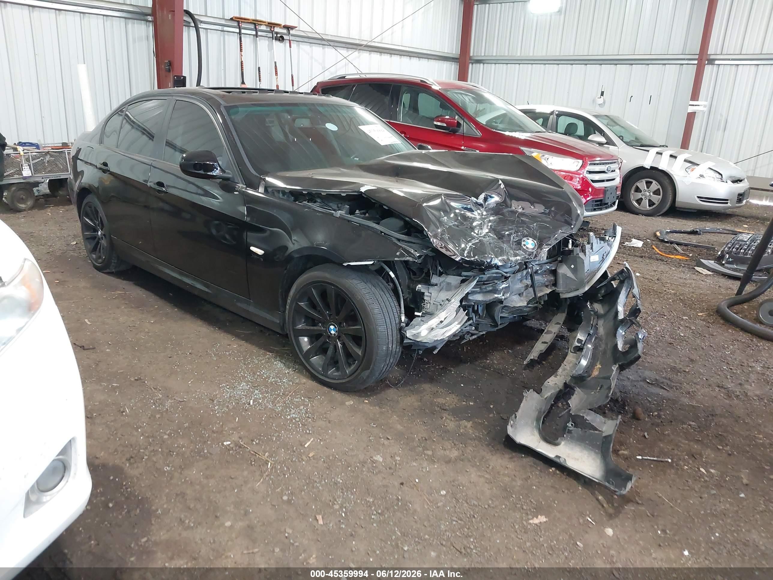 2011 BMW 3 Series 328i xDrive, VIN WBAPK5C53BA662744 — Front end