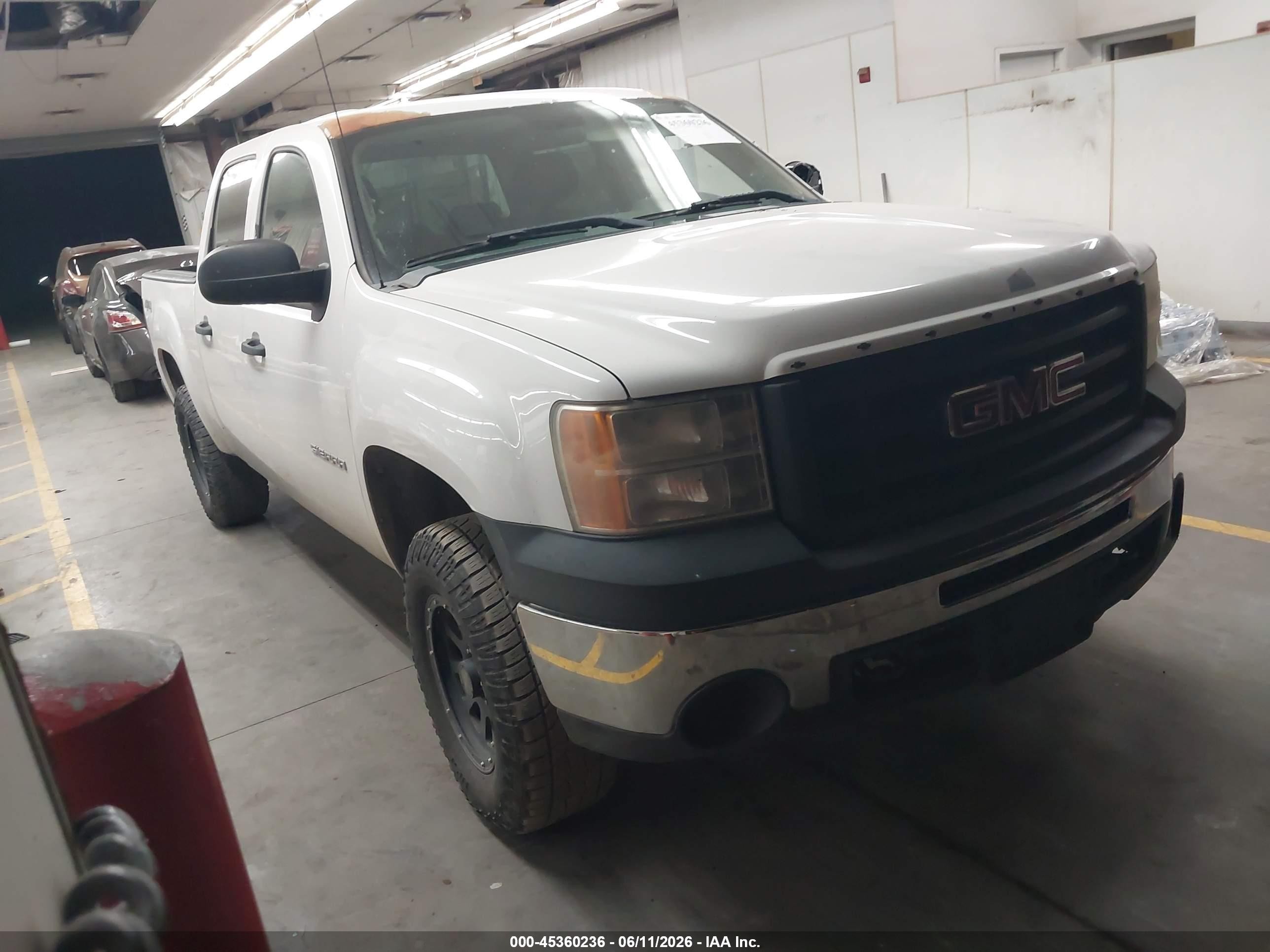 2012 GMC Sierra 1500 Work Truck, VIN 3GTP2TEA7CG222420 — Перед