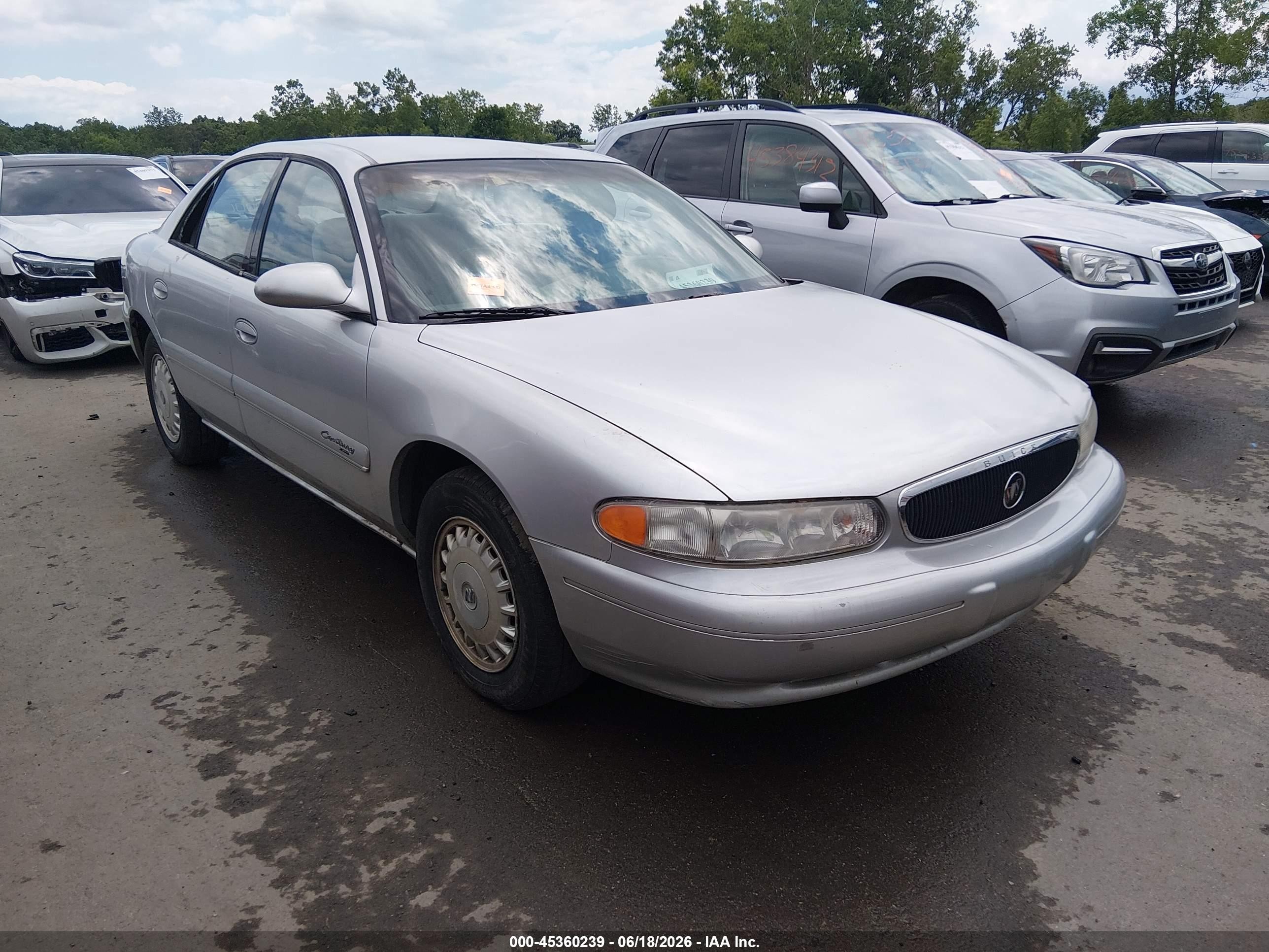 2001 Buick Century Custom, VIN 2G4WS52J411236627 — Зад