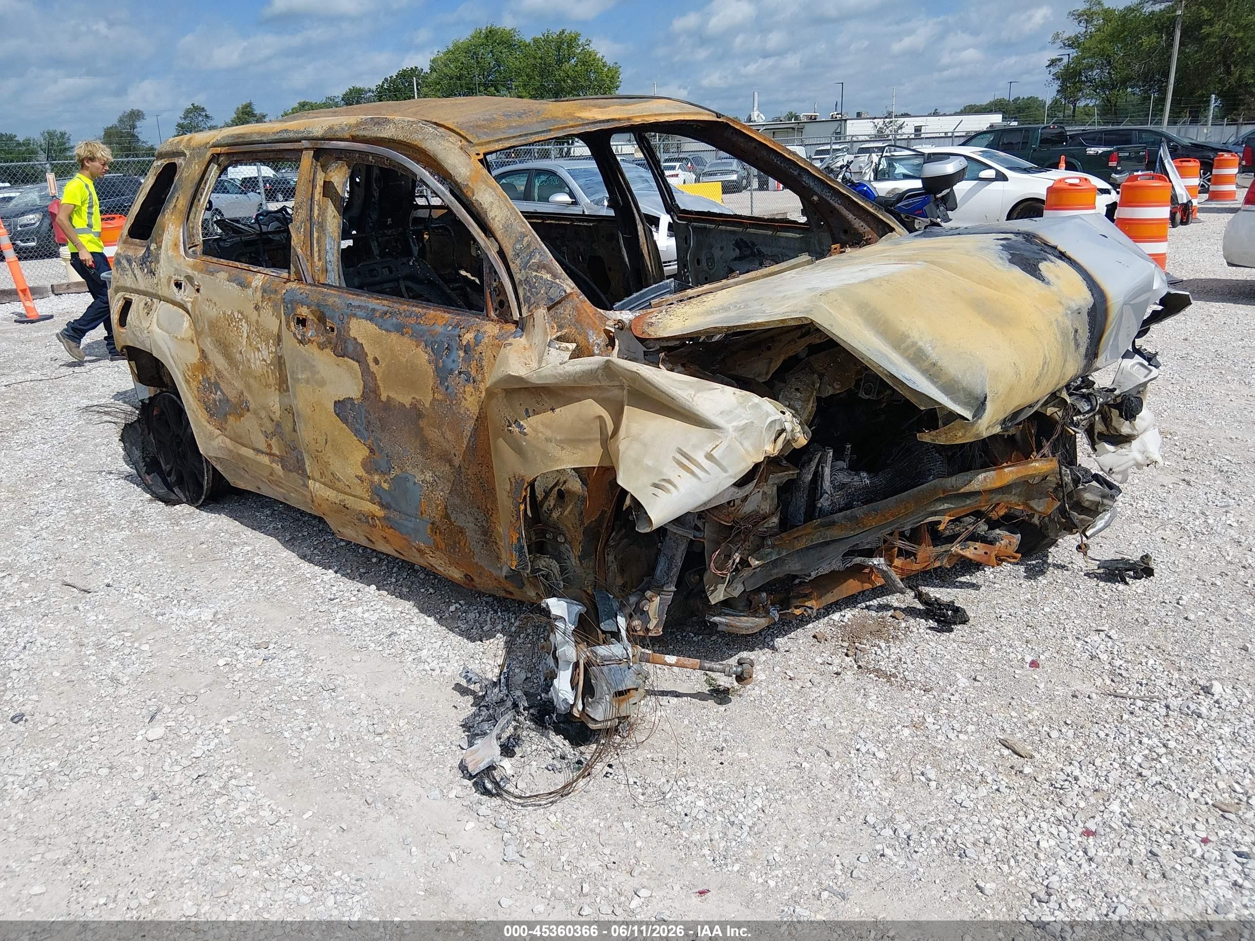 2017 GMC Terrain SLE, VIN 2GKALMEK8H6204159 — Interior fire