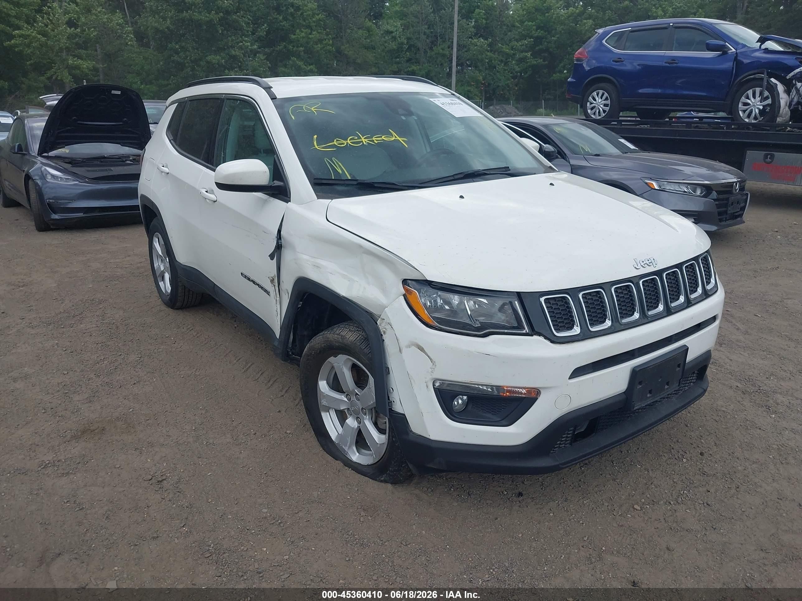 2020 Jeep Compass Latitude, VIN 3C4NJDBB1LT115982 — Side