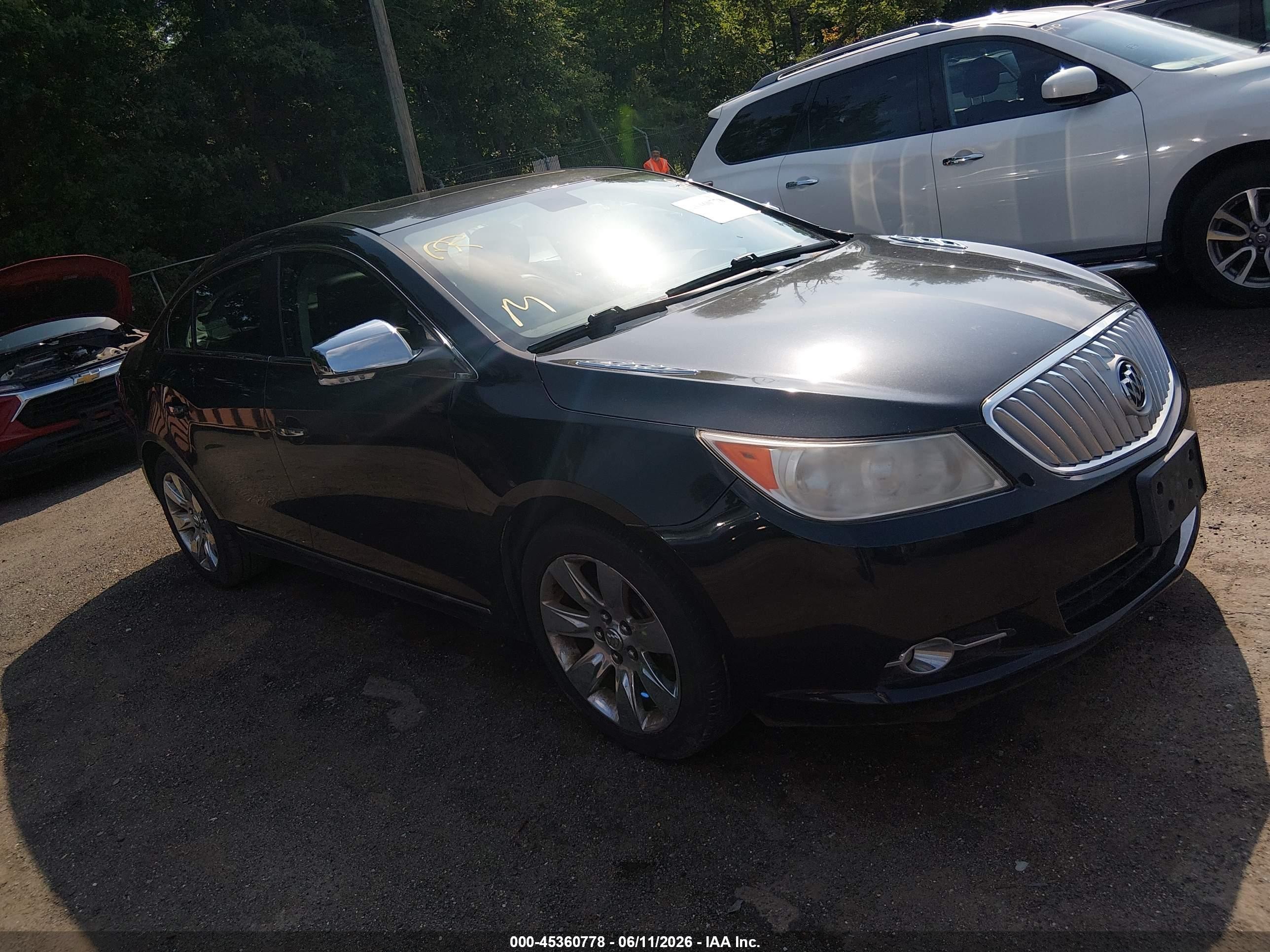 2011 Buick LaCrosse CXS, VIN 1G4GE5ED5BF360062 — Обычный износ