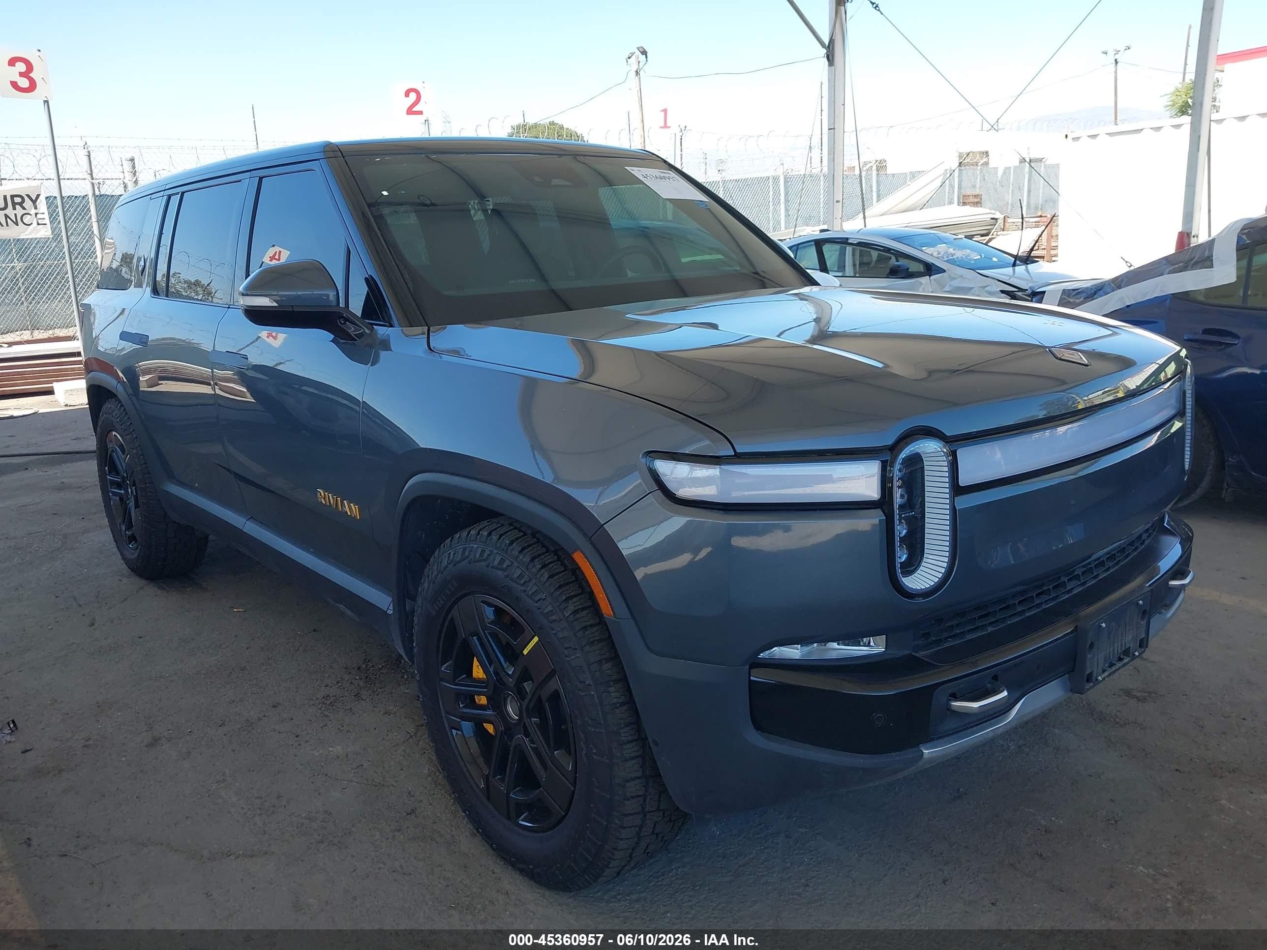 2023 Rivian R1S Adventure, VIN 7PDSGABA6PN013227 — All over